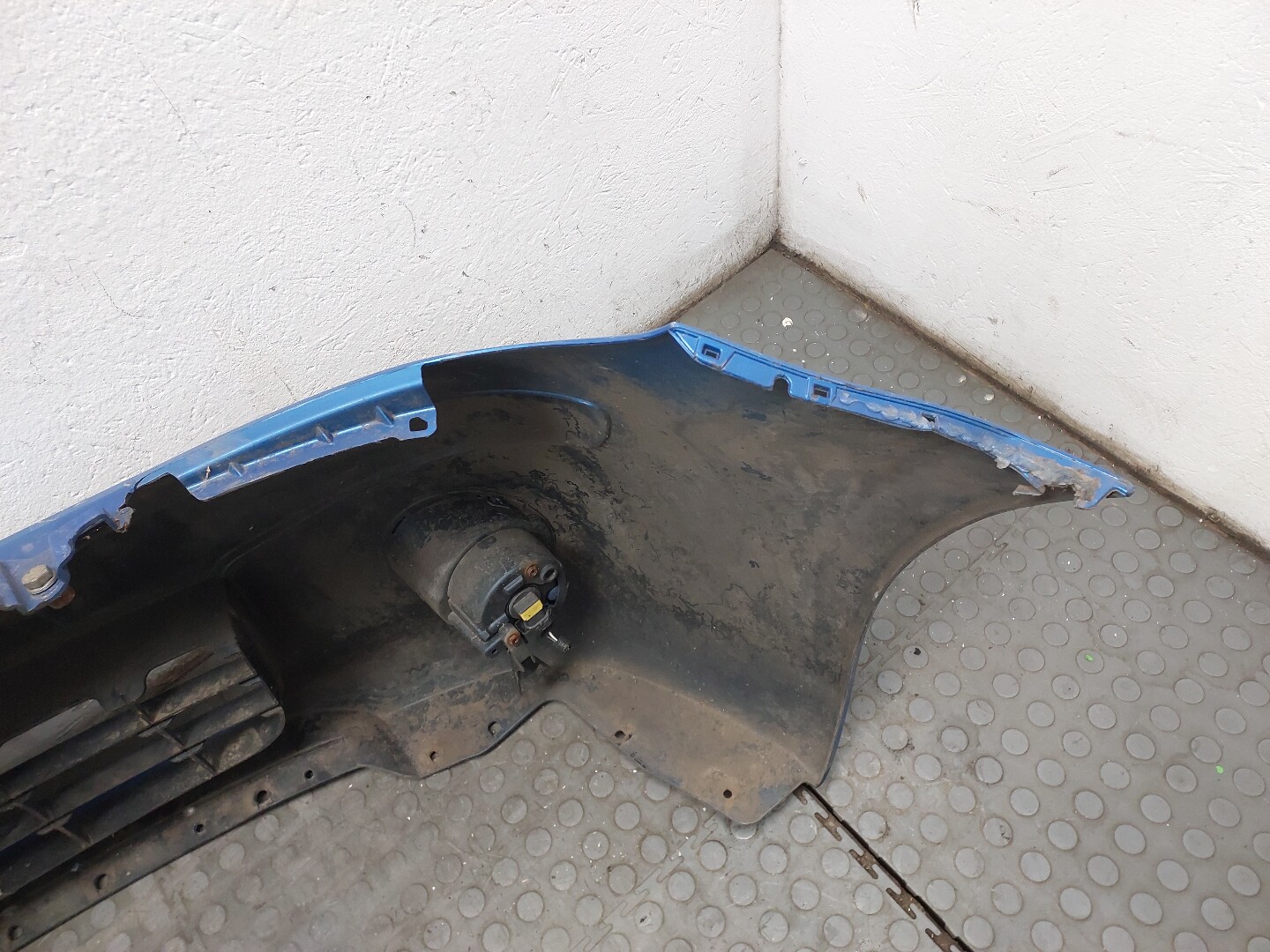 Бампер передний