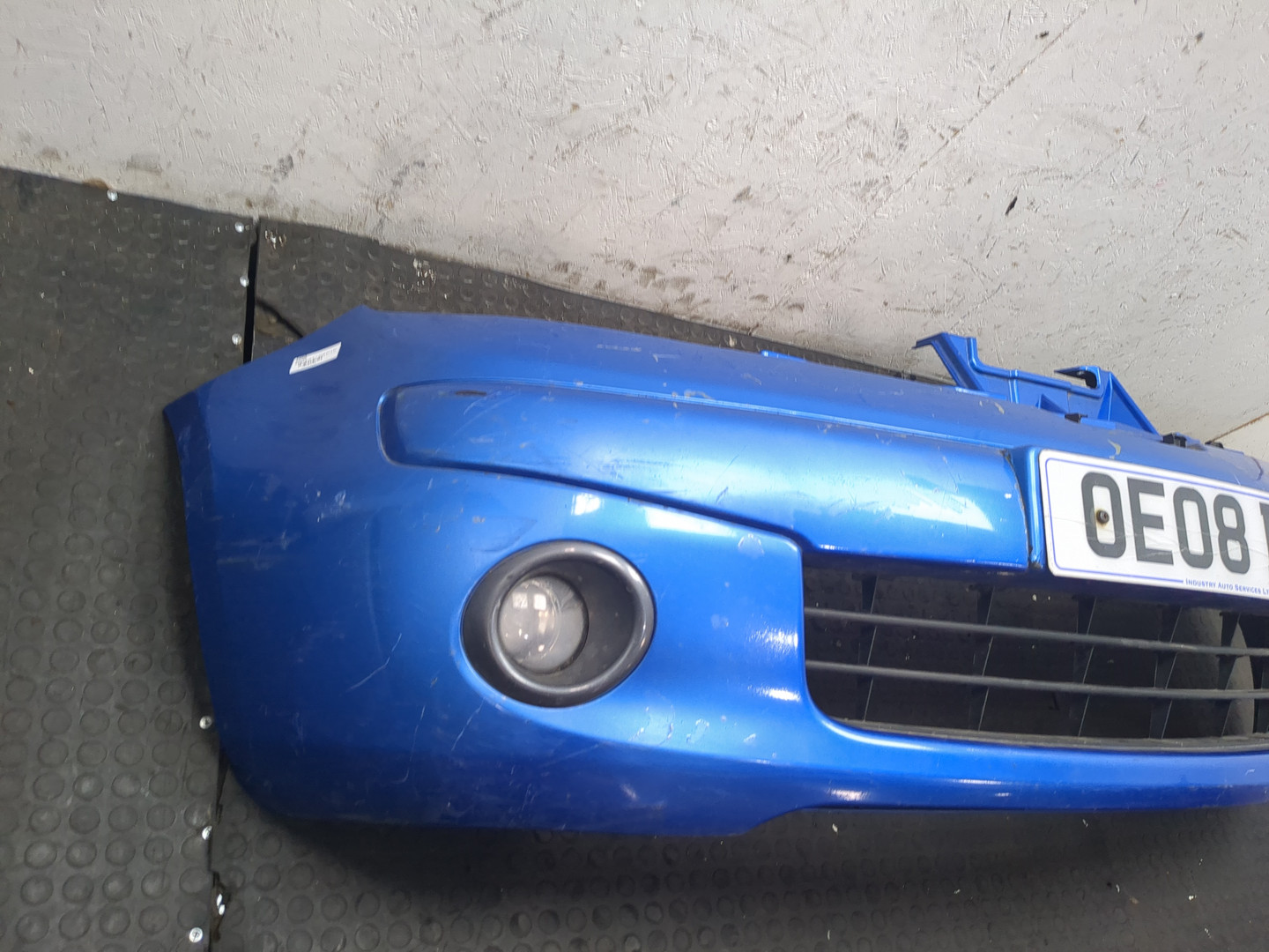 Бампер передний