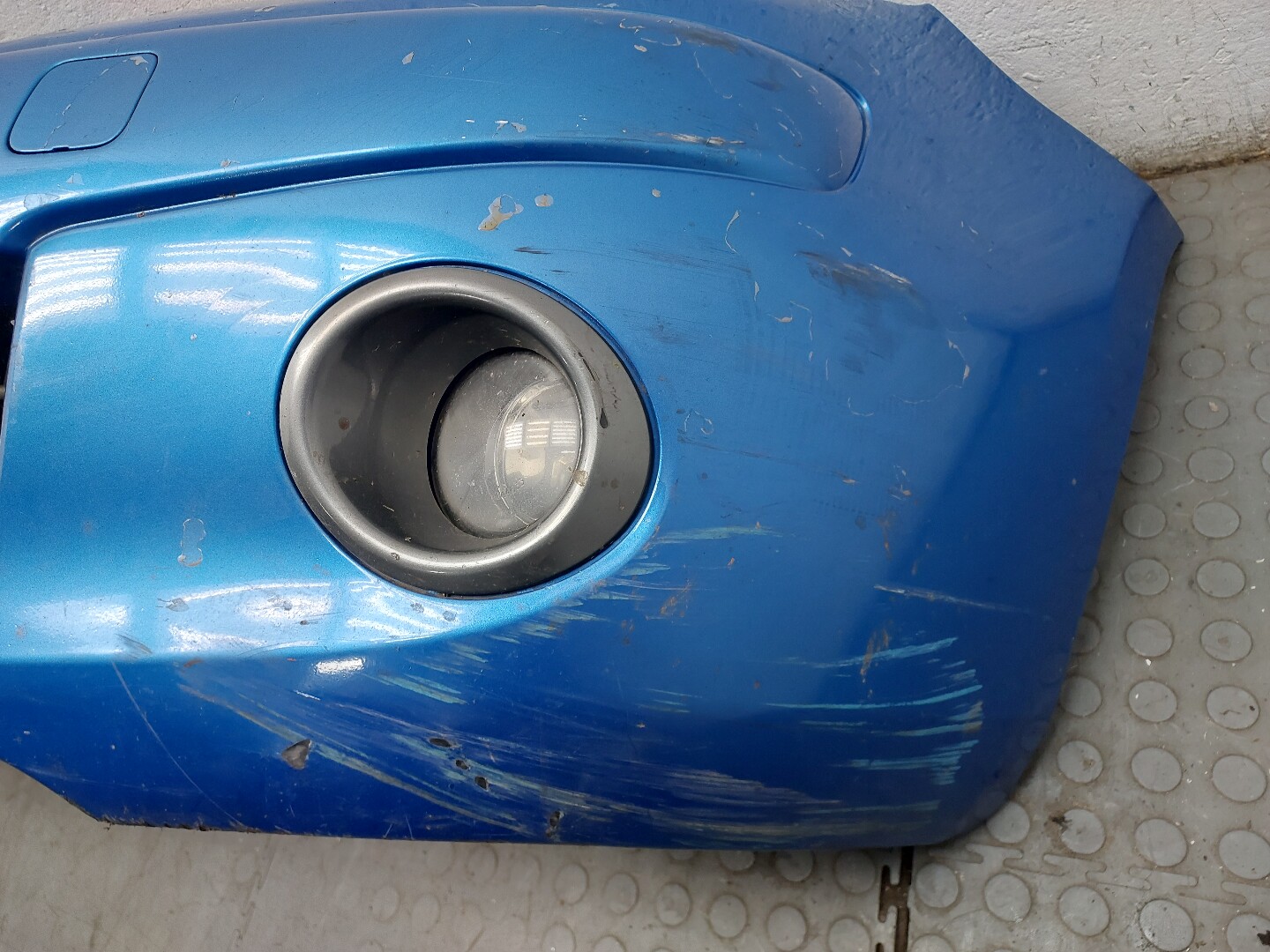 Бампер передний