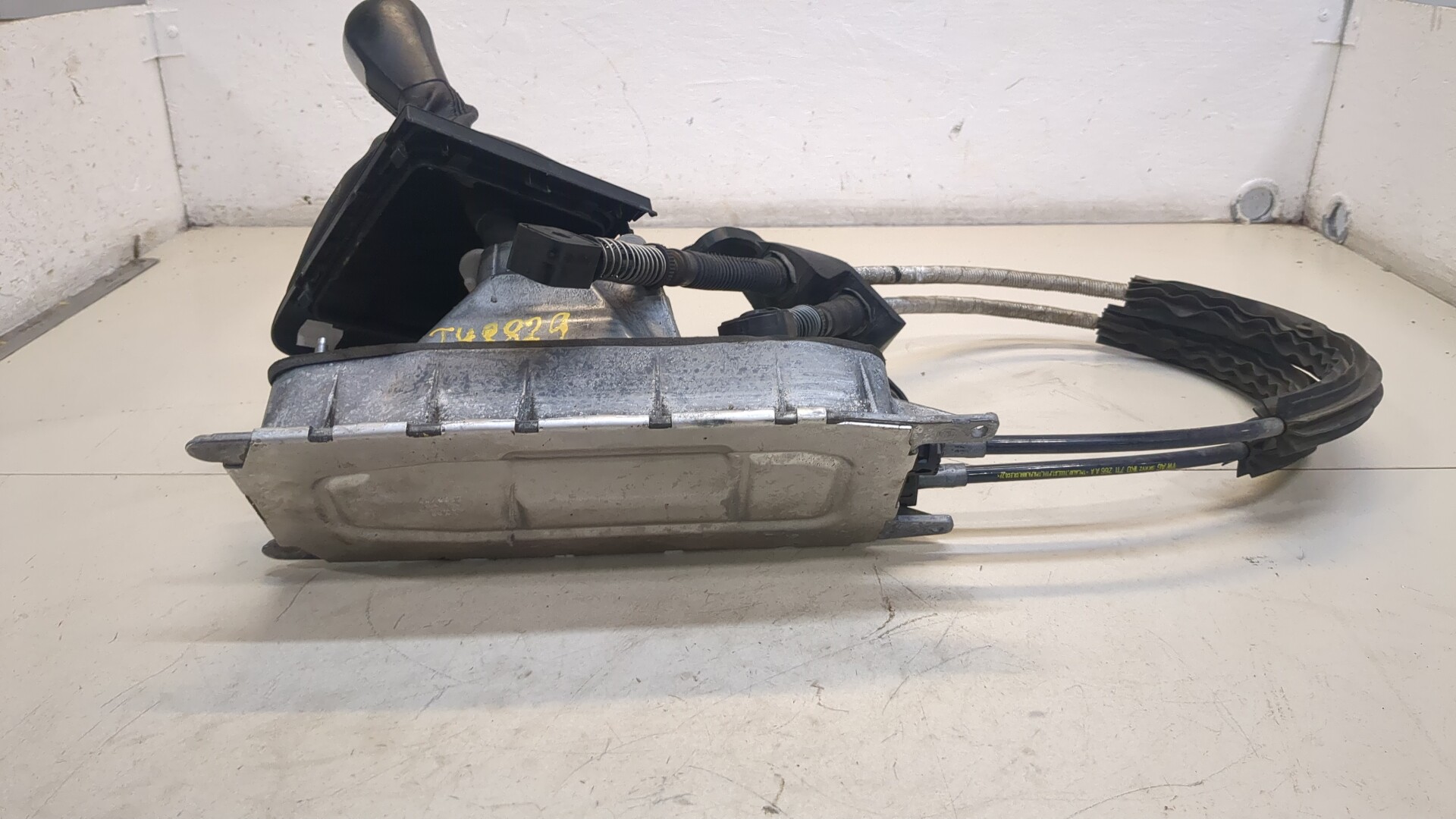 Кулиса МКПП / АКПП