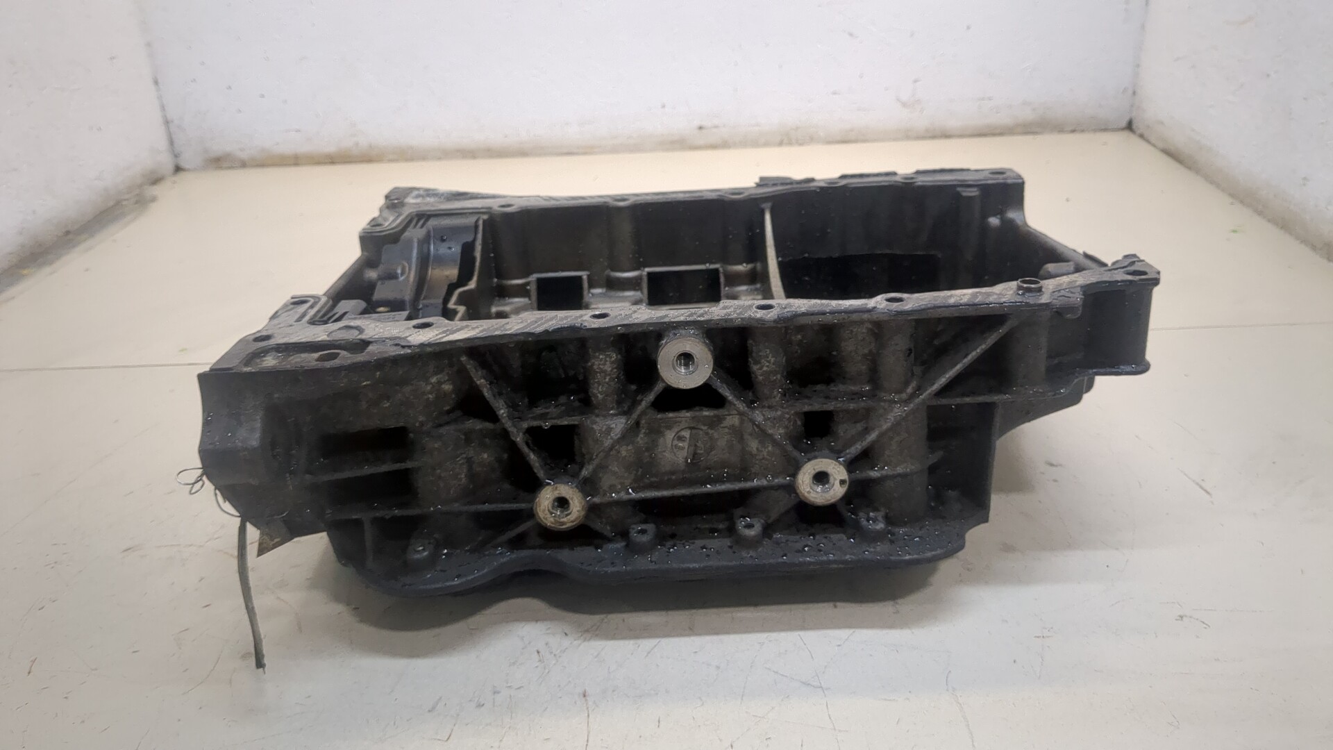 Поддон масляный двигателя (картер)