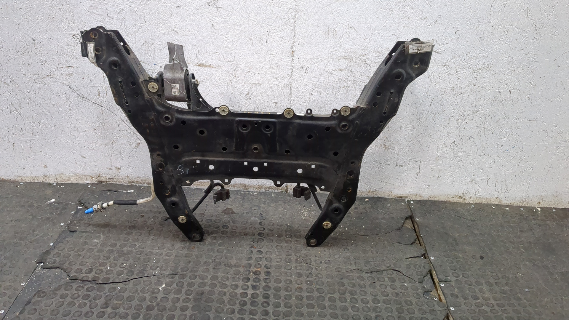 Балка подмоторная