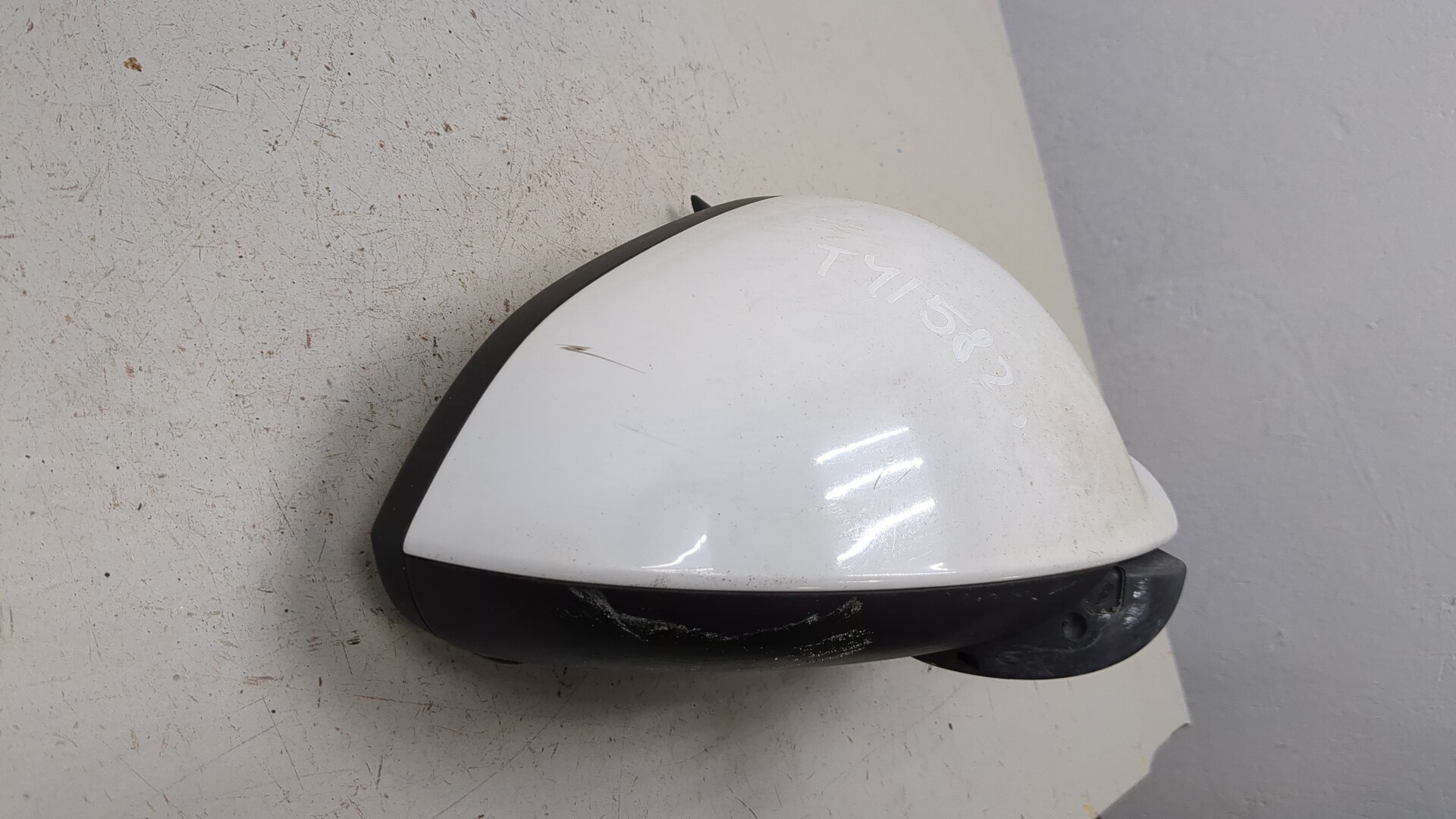 Зеркало правое электрическое