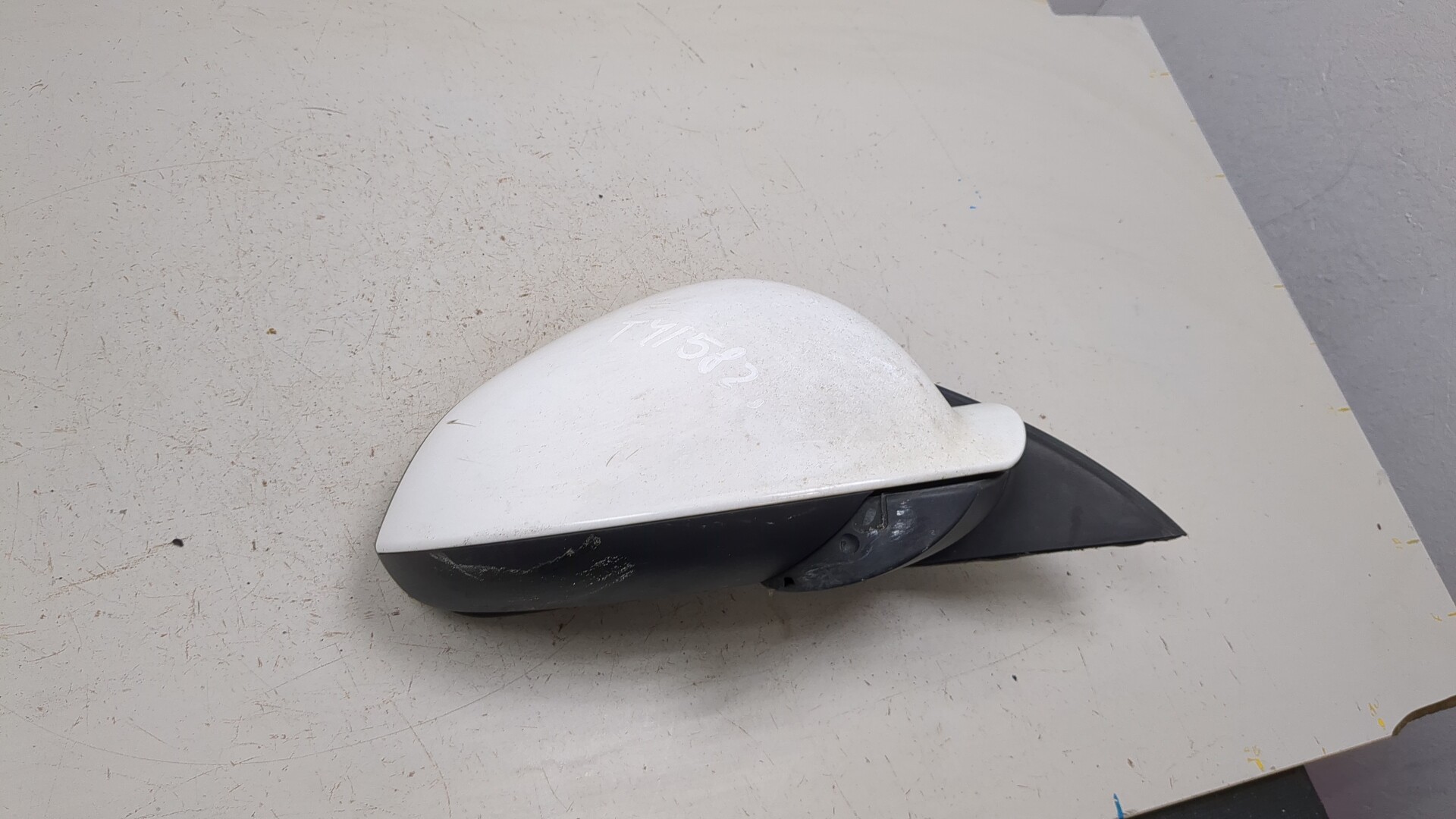 Зеркало правое электрическое