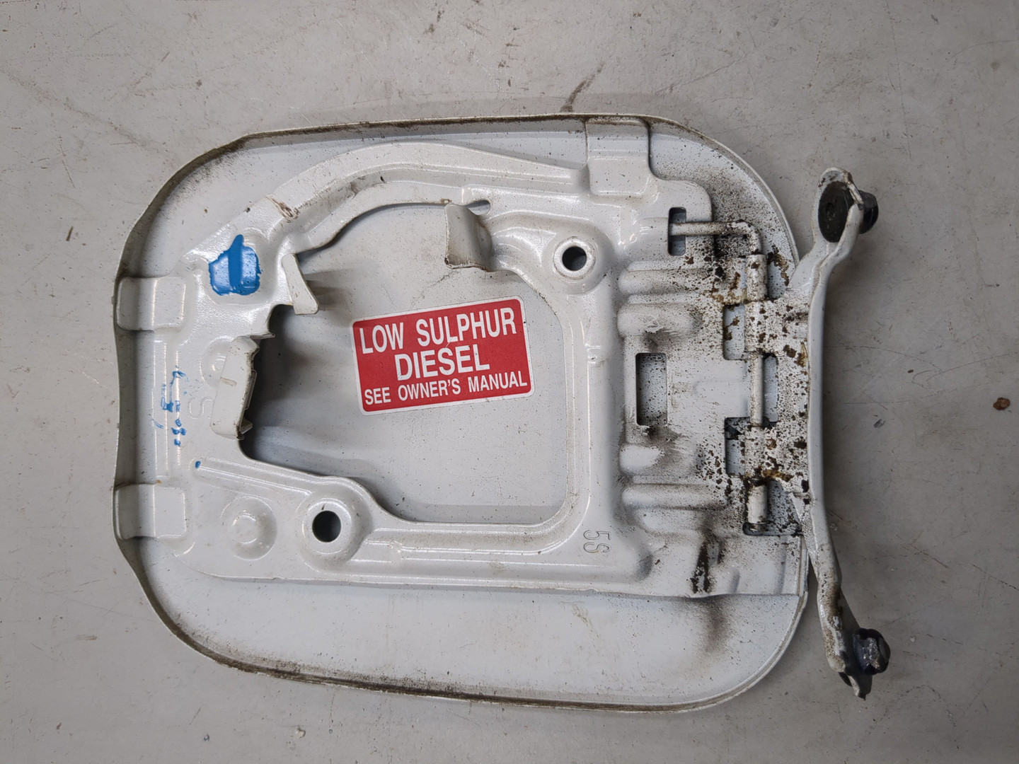 Лючок бензобака