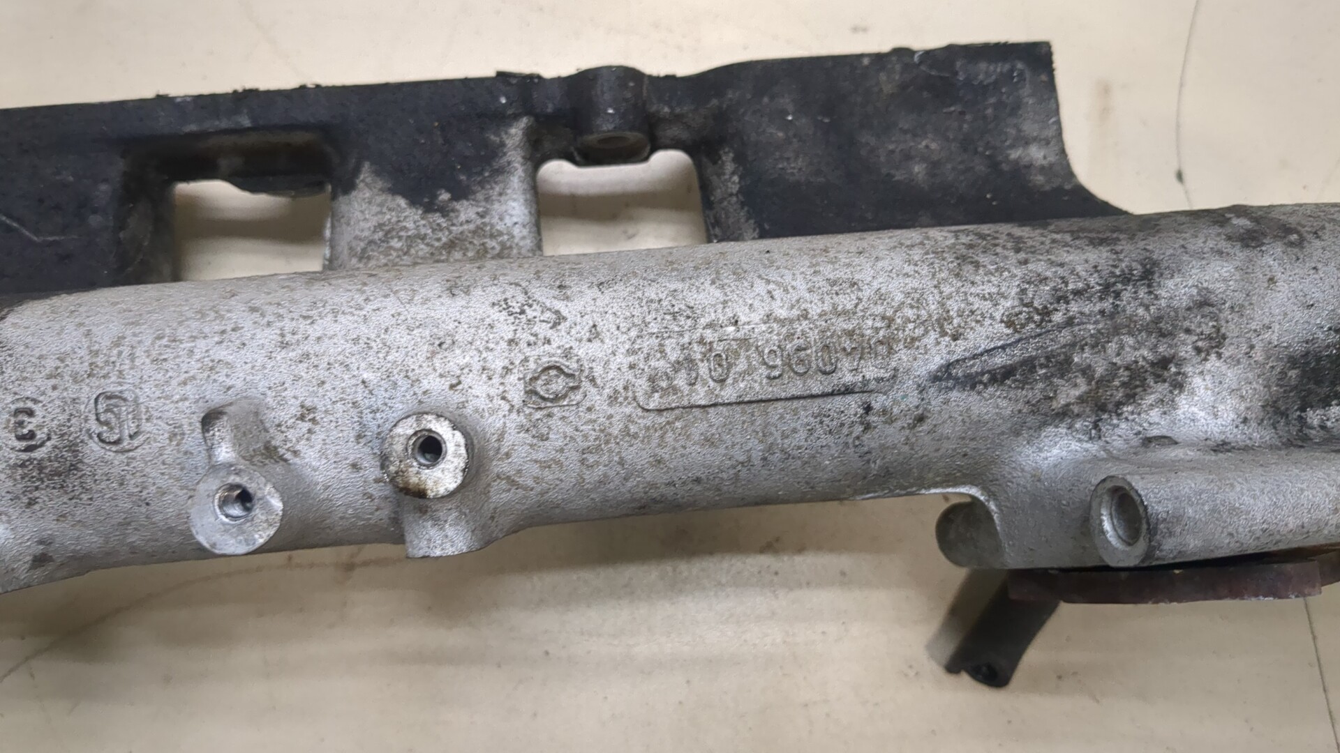 Коллектор впускной