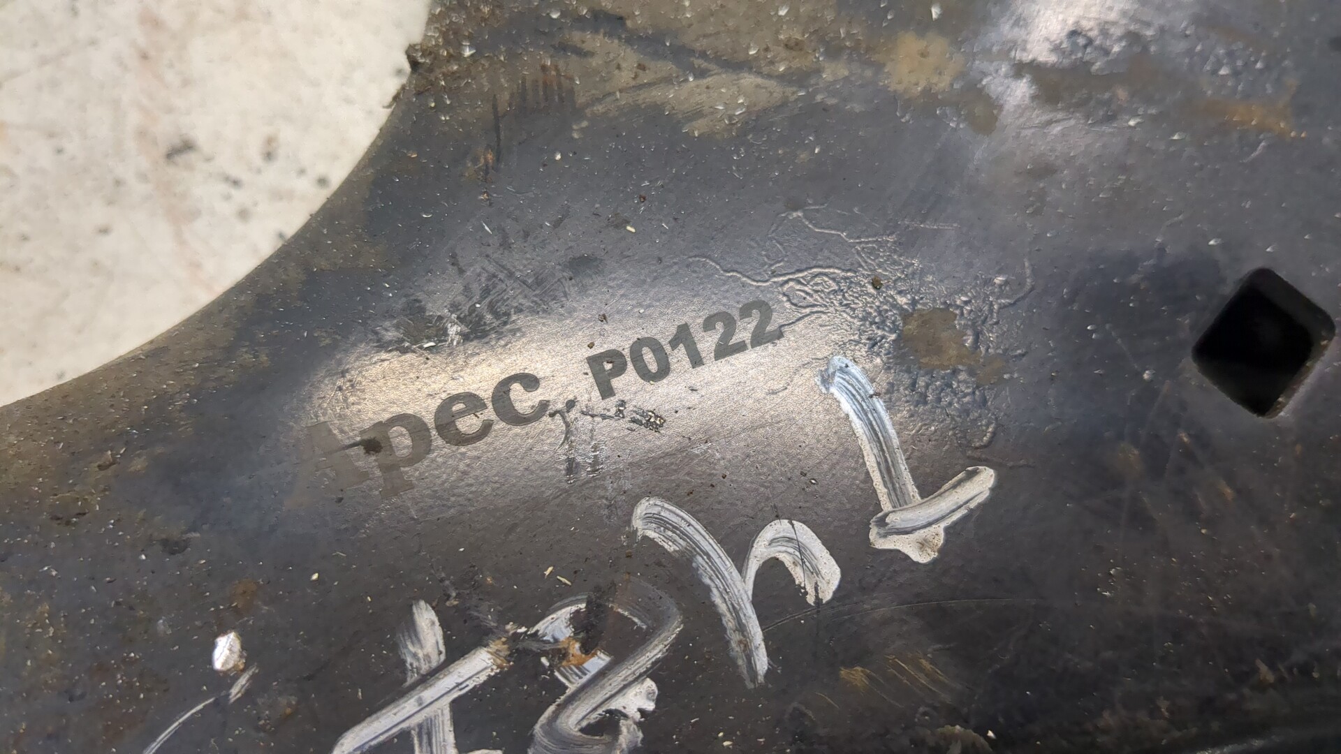 Рычаг передний правый