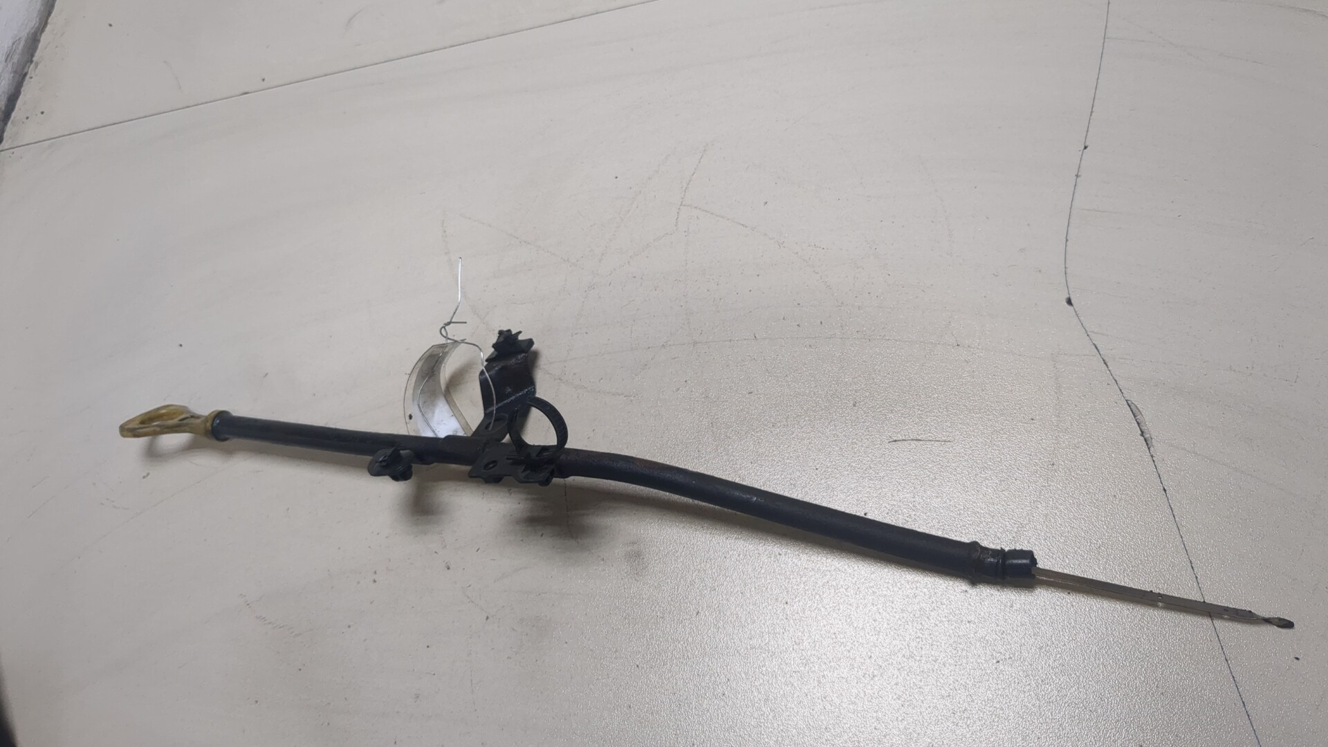 Щуп масляный двигателя