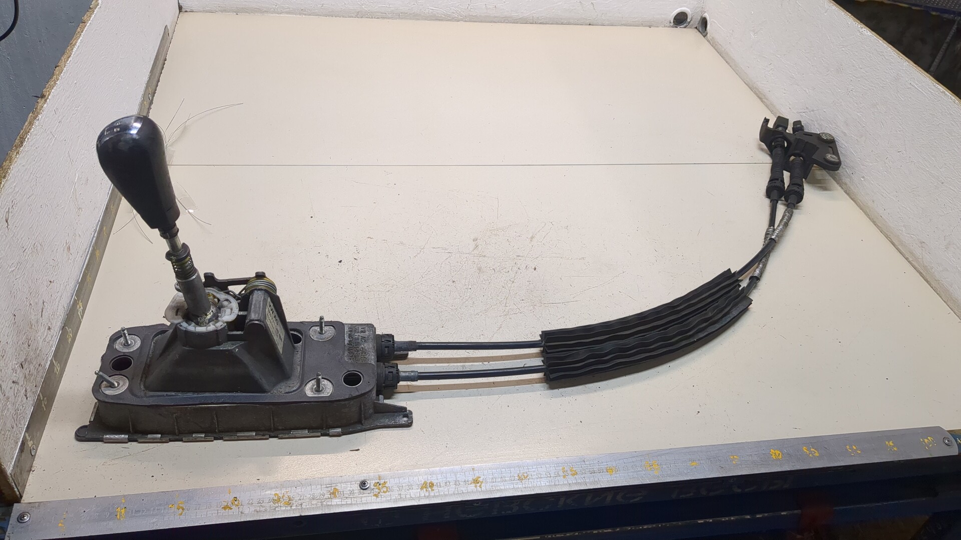 Кулиса МКПП / АКПП