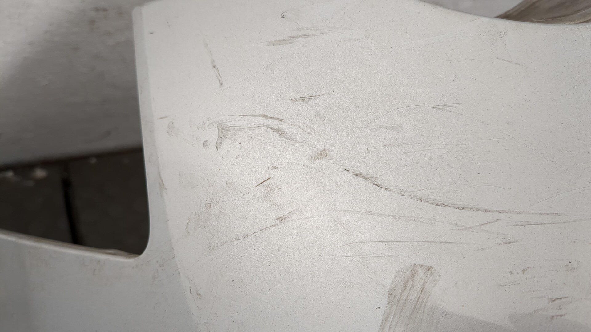 Бампер задний