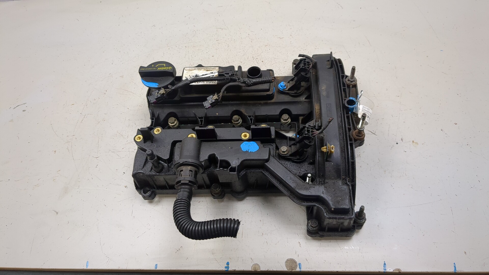 Крышка клапанная ГБЦ