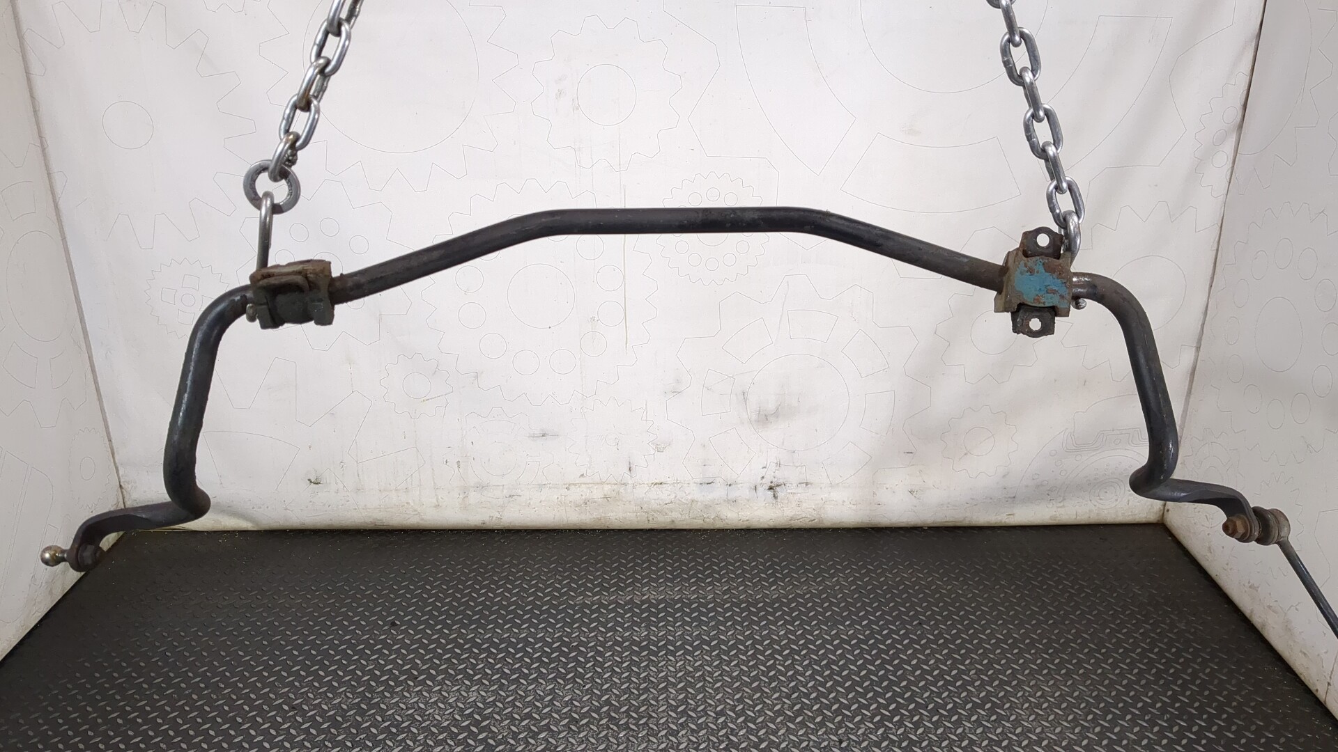 Стабилизатор передний