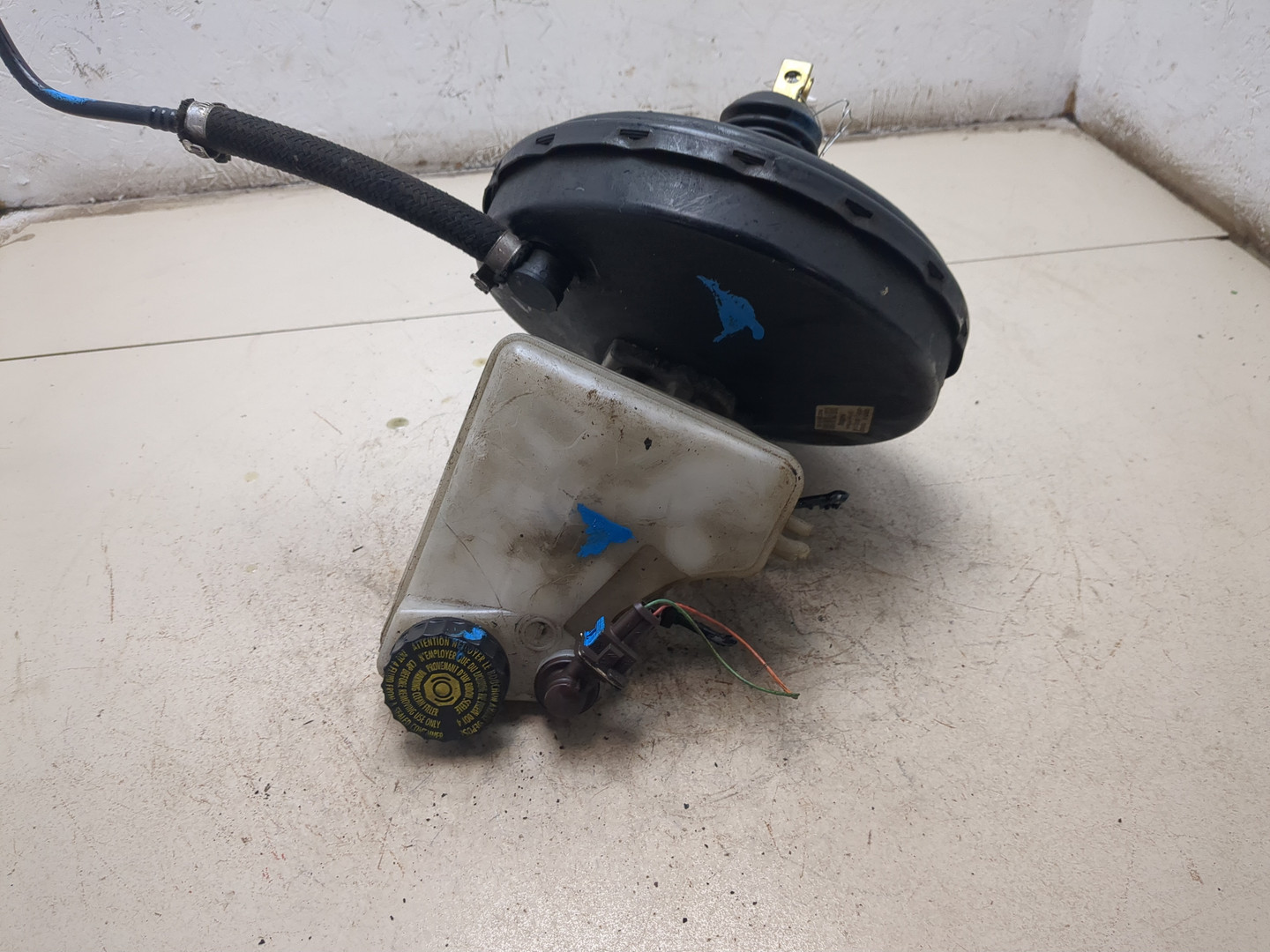 Цилиндр тормозной главный