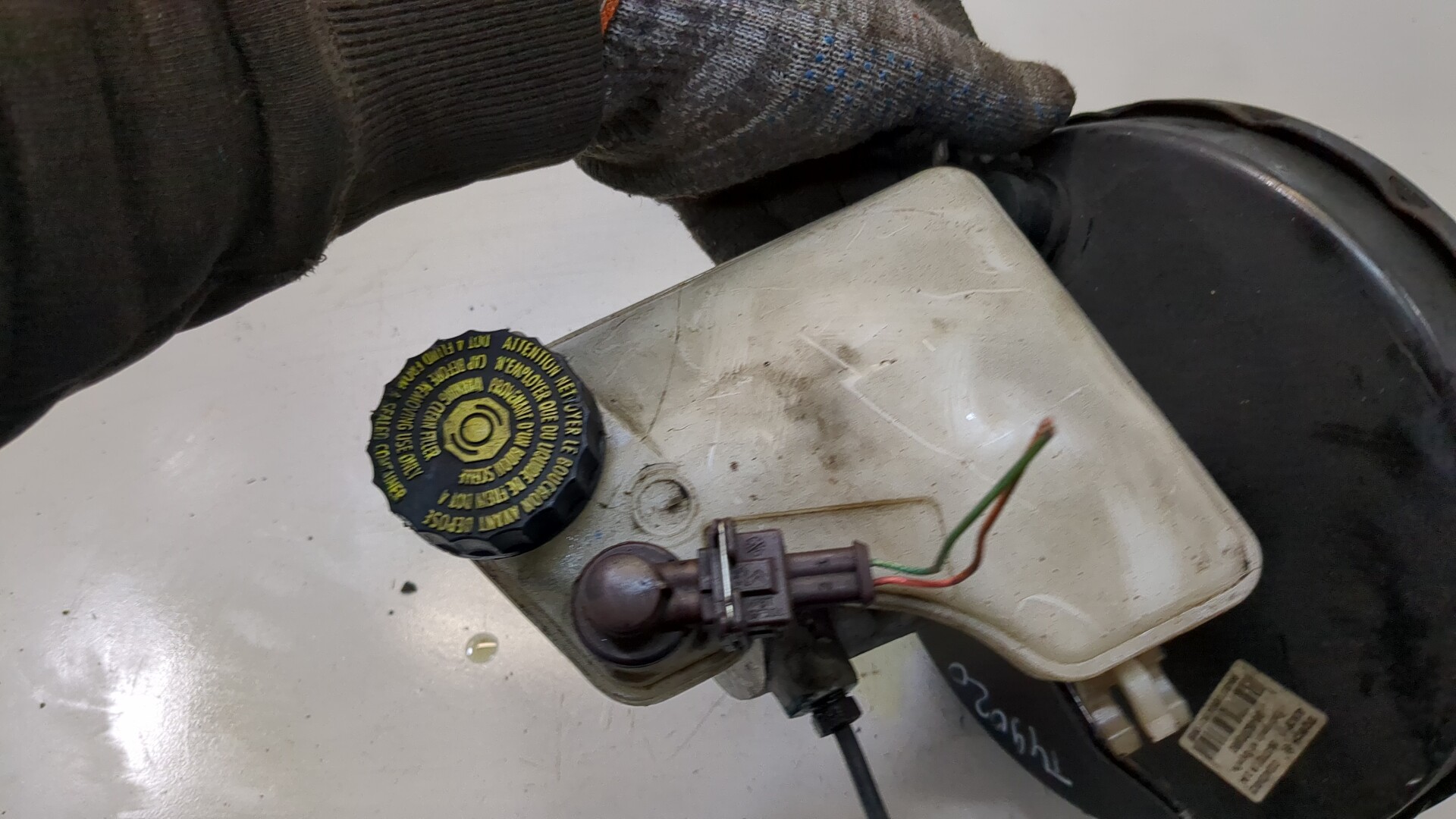 Цилиндр тормозной главный