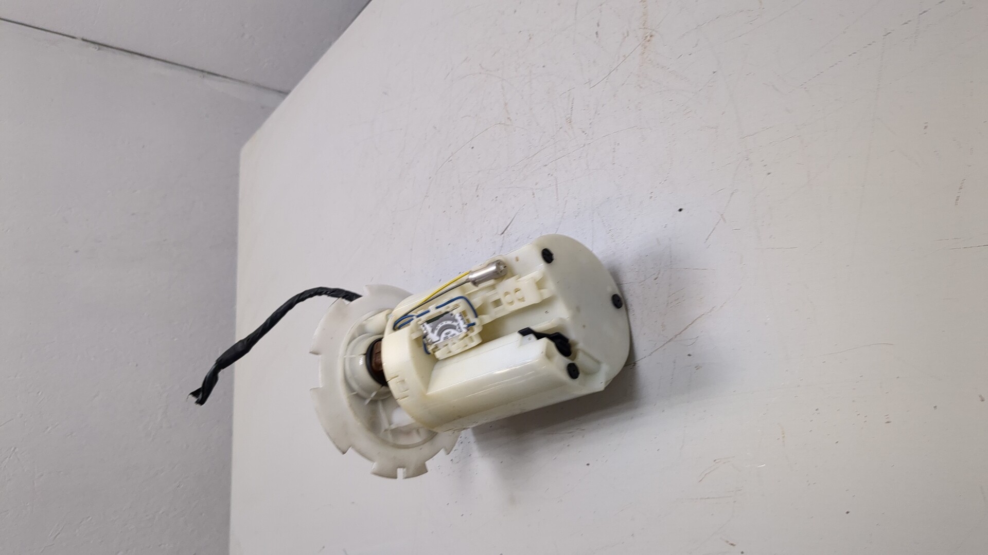 Насос топливный электрический