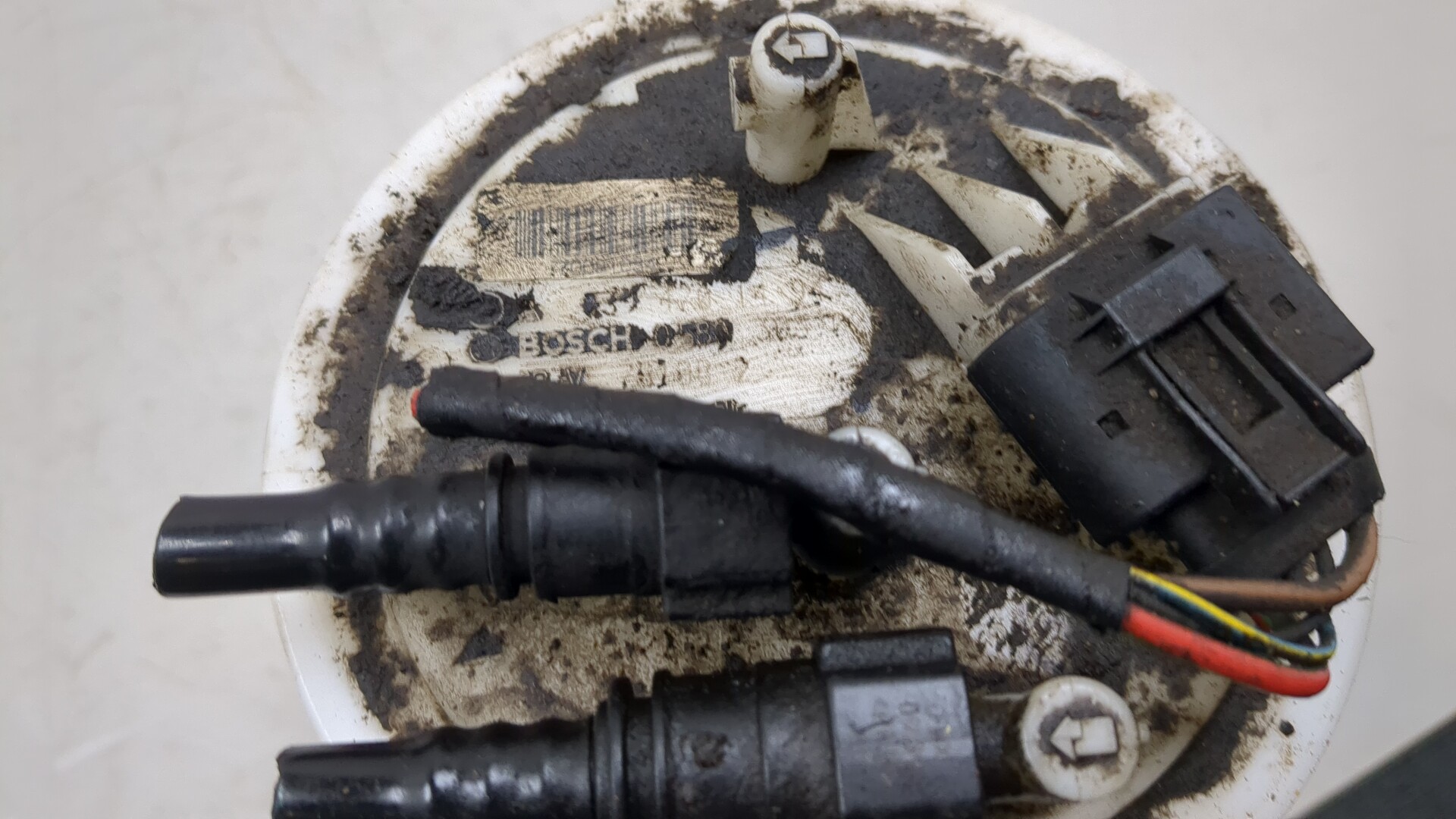 Насос топливный электрический