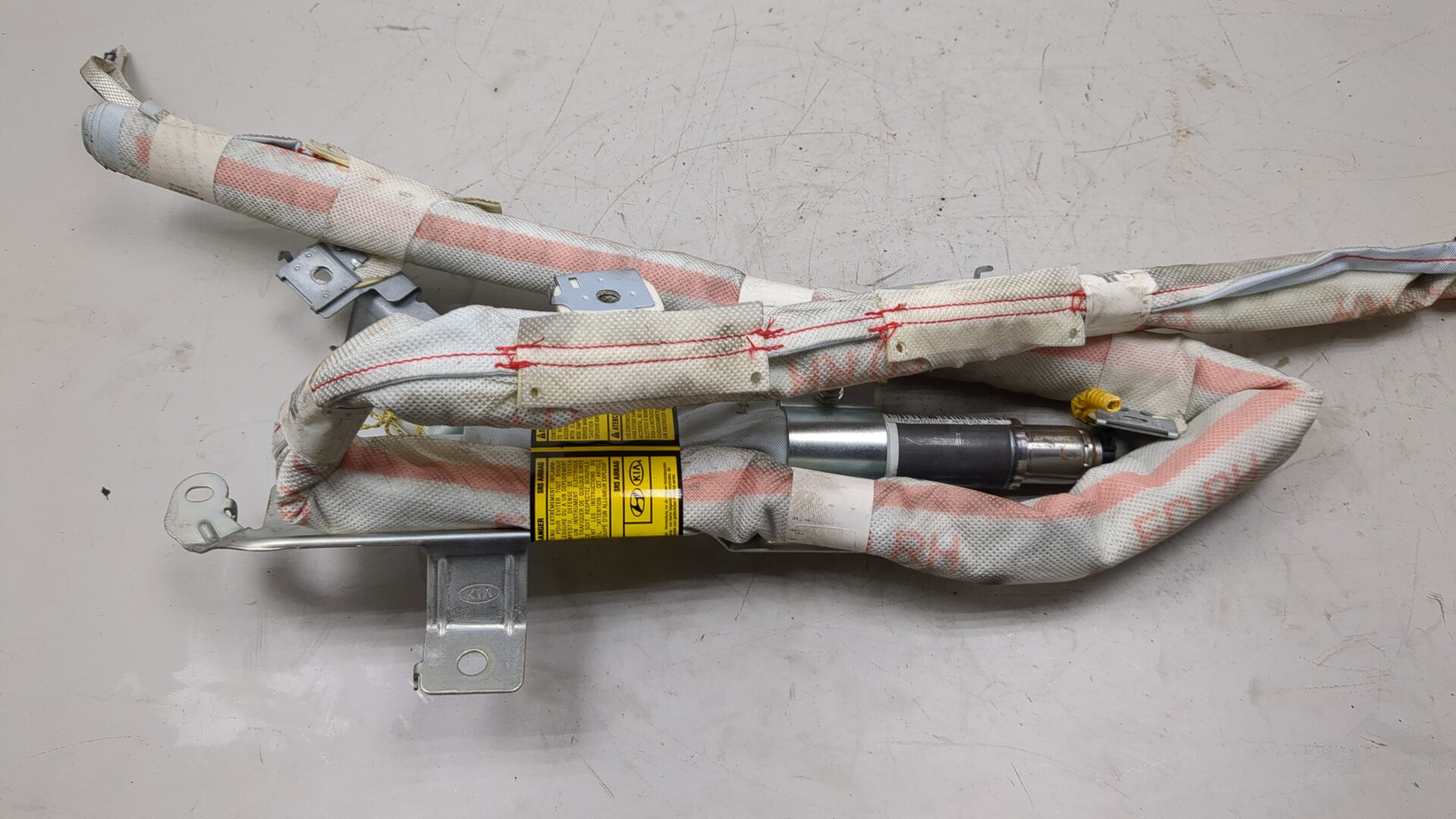 Подушка безопасности боковая (шторка)