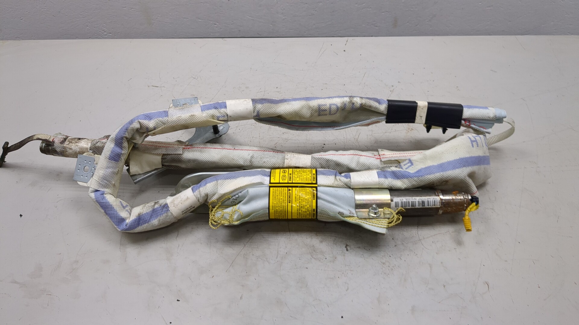 Подушка безопасности боковая (шторка)