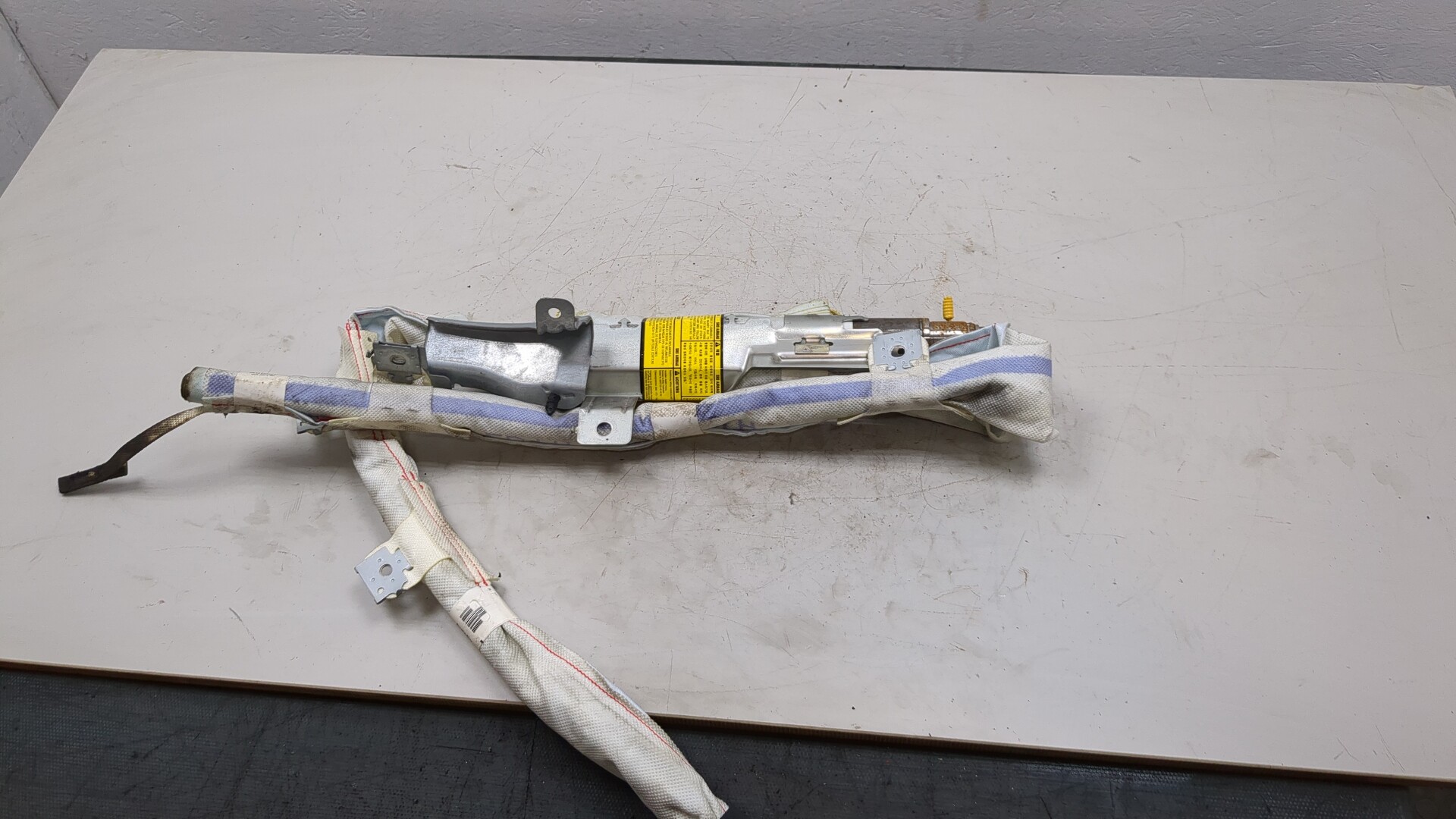 Подушка безопасности боковая (шторка)