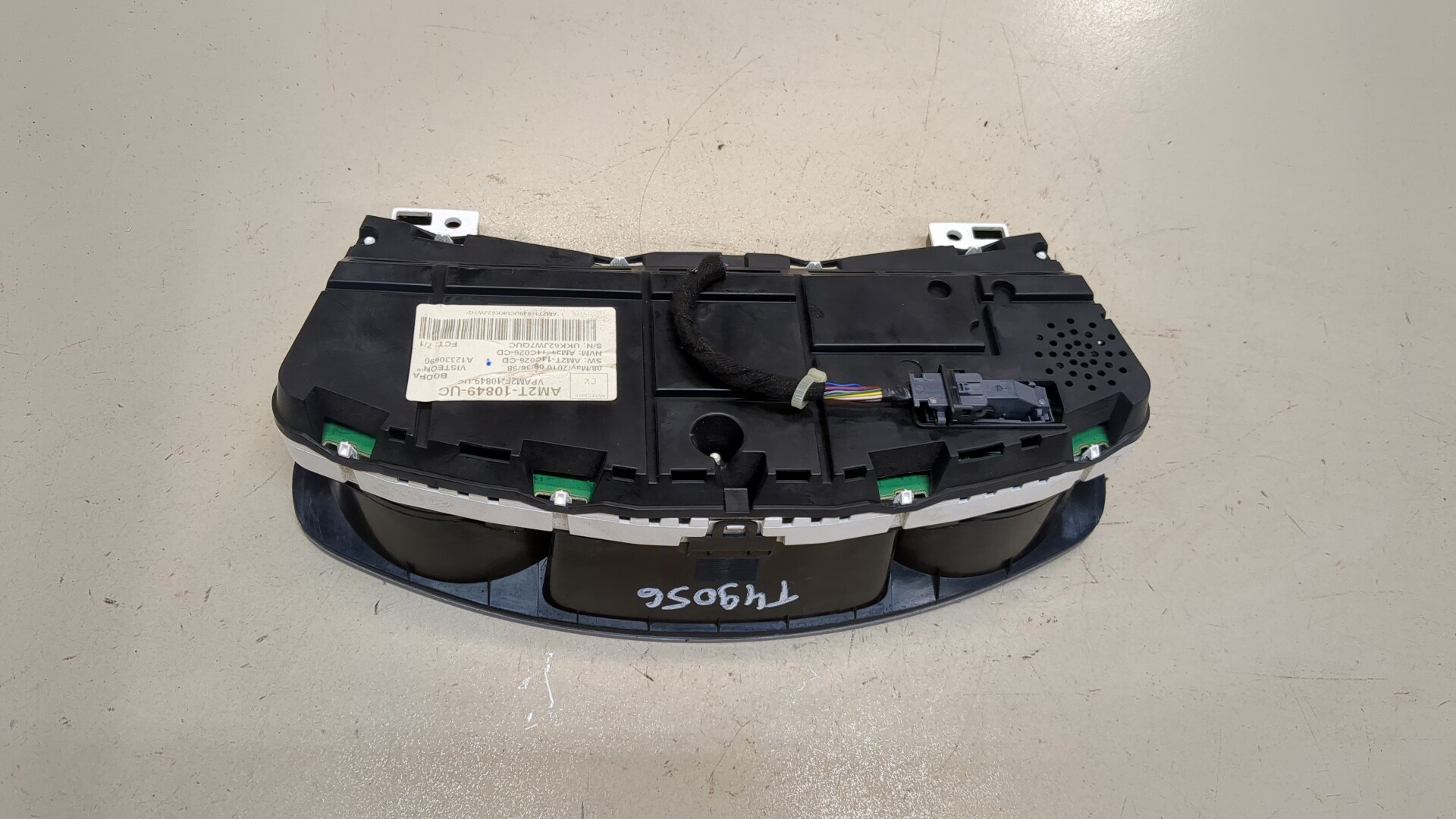 Панель приборов