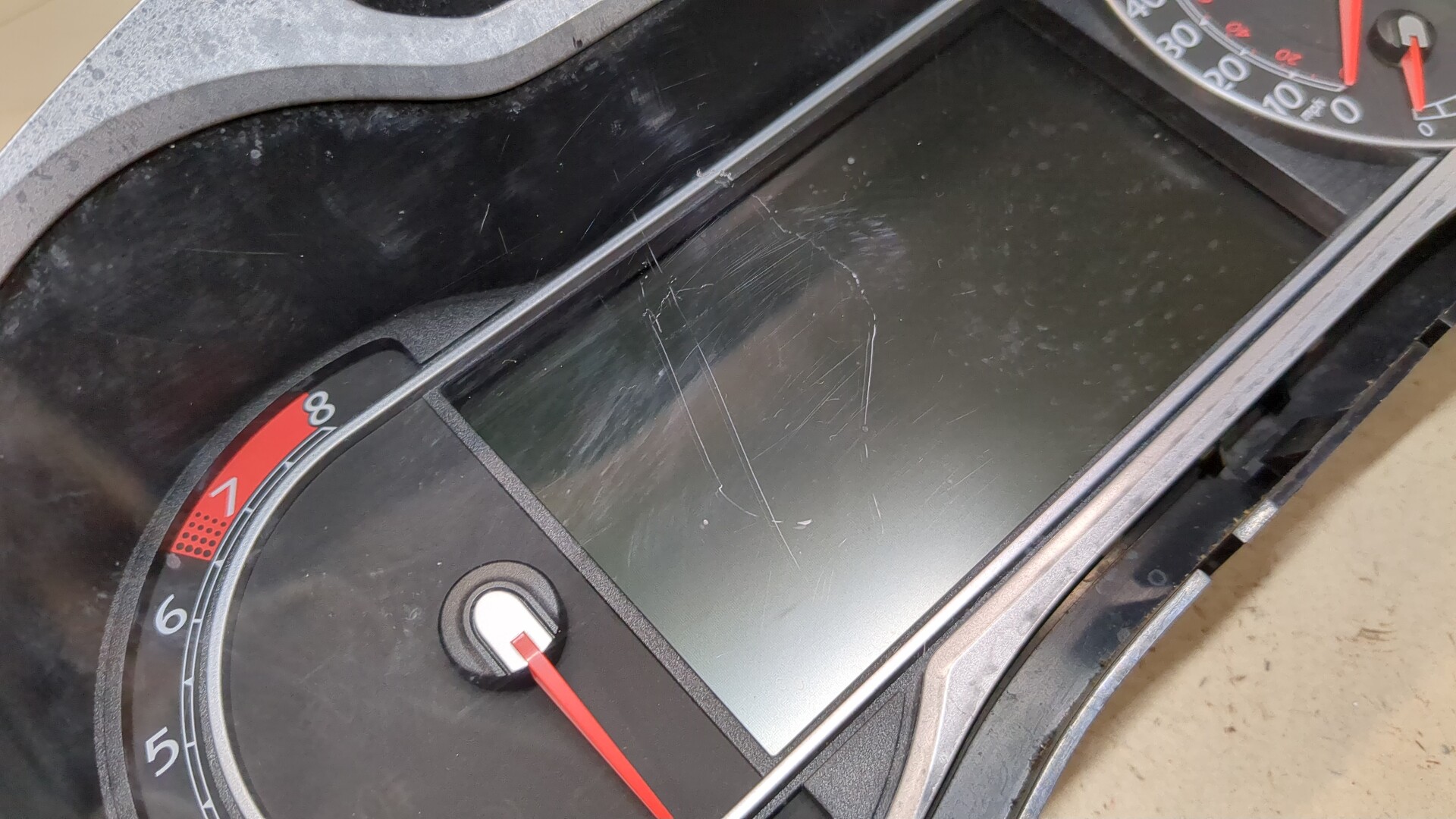 Панель приборов