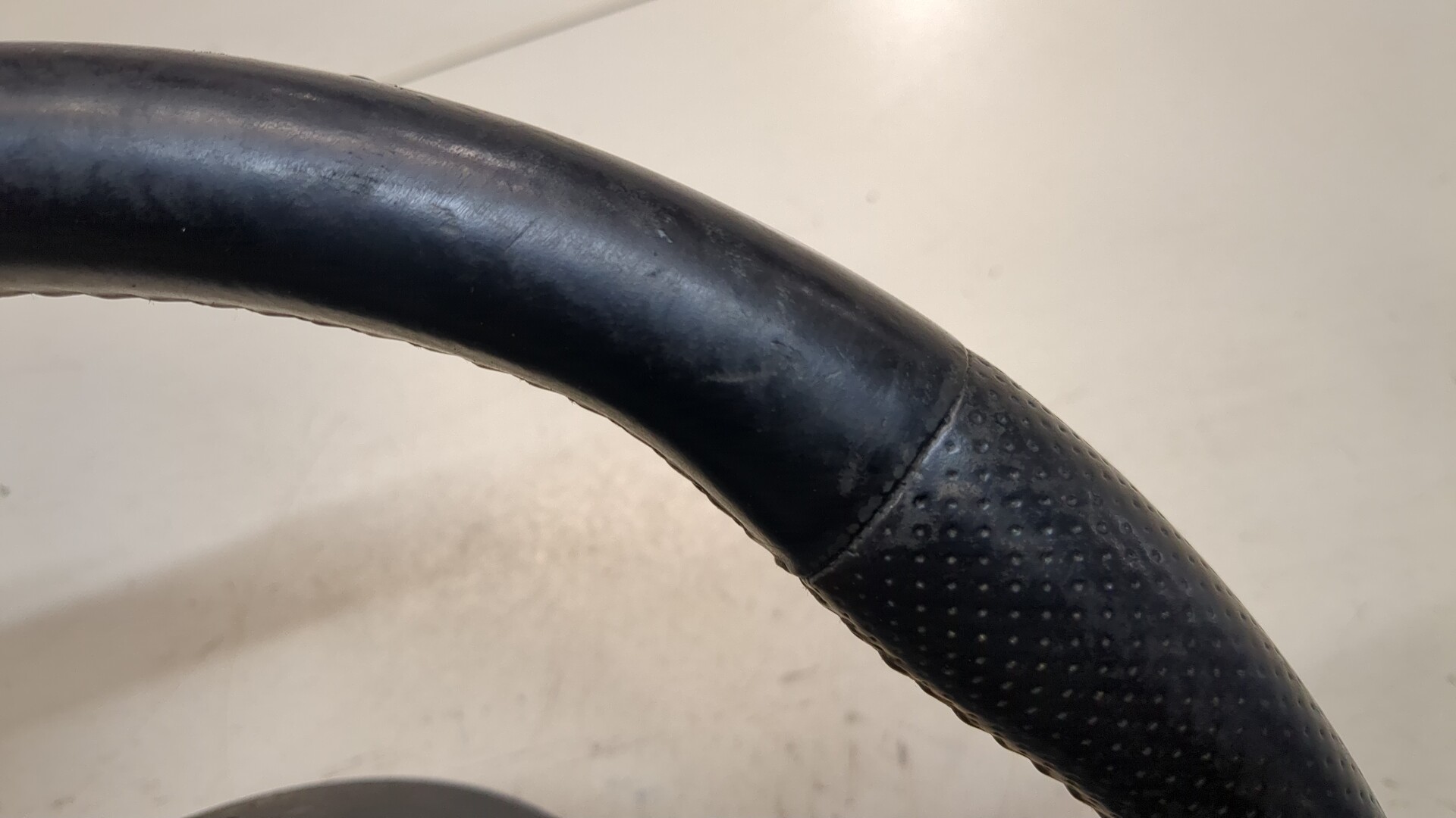 Рулевое колесо (руль)