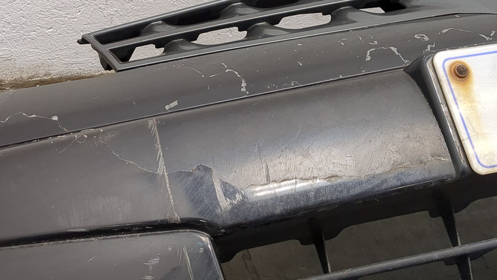 Бампер передний