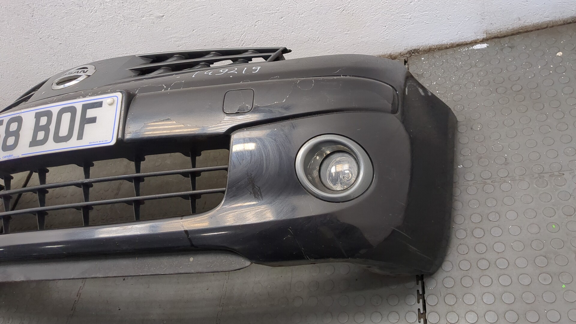 Бампер передний