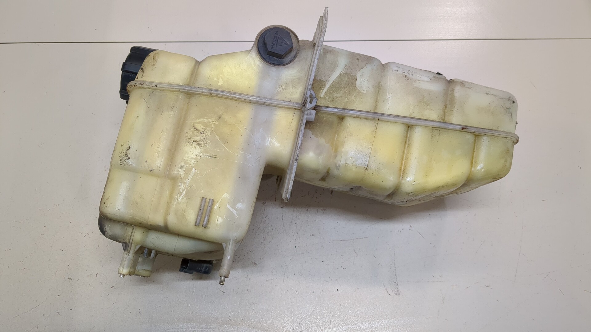 Бачок расширительный