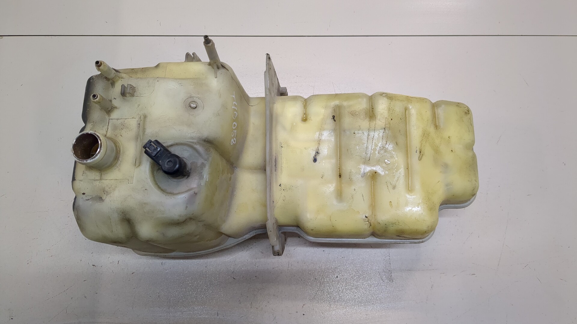 Бачок расширительный