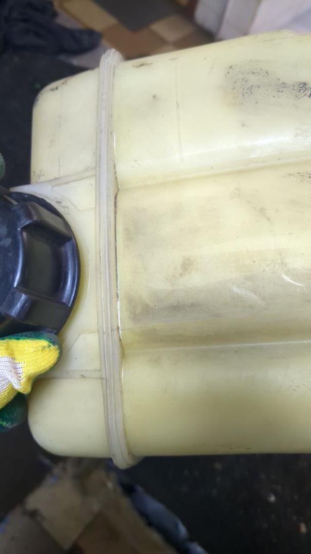 Бачок расширительный