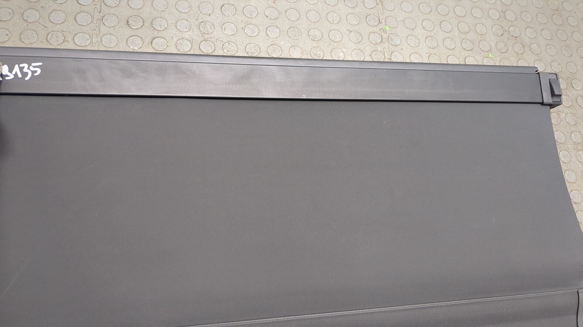 Шторка багажника