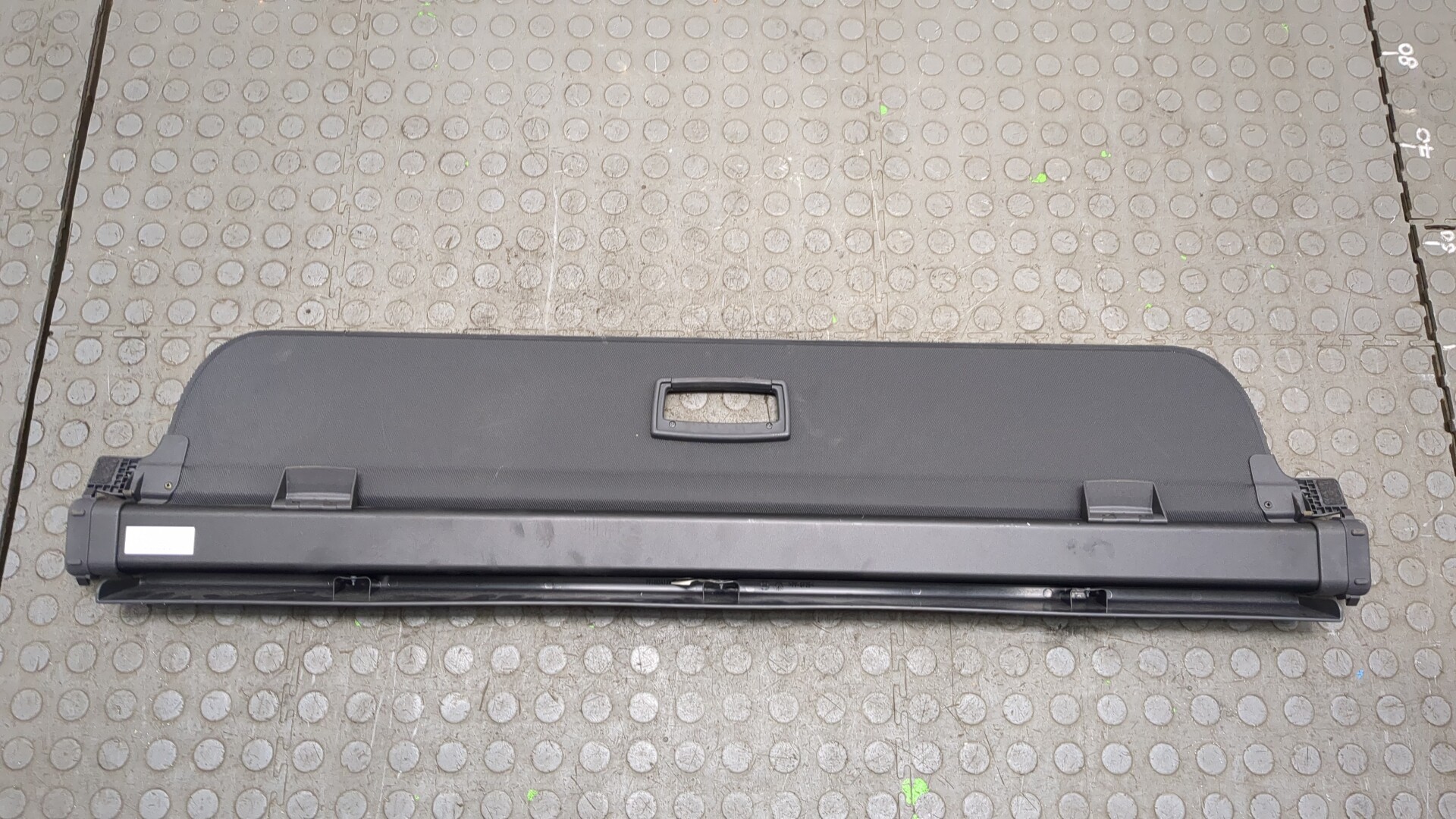 Шторка багажника