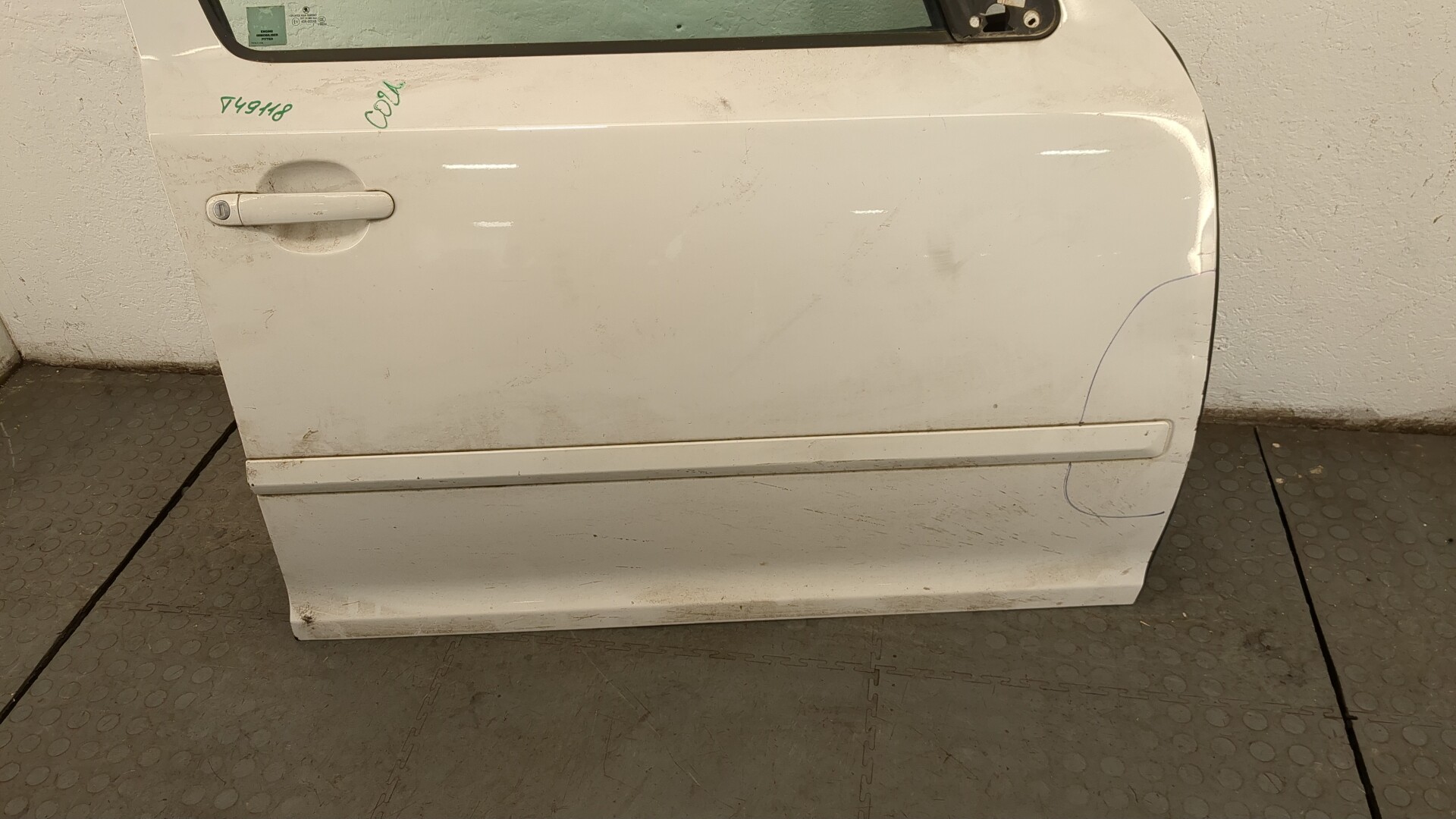 Дверь передняя правая