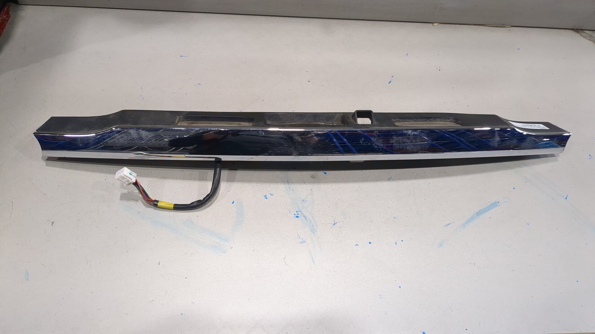 Фонарь подсветки номера