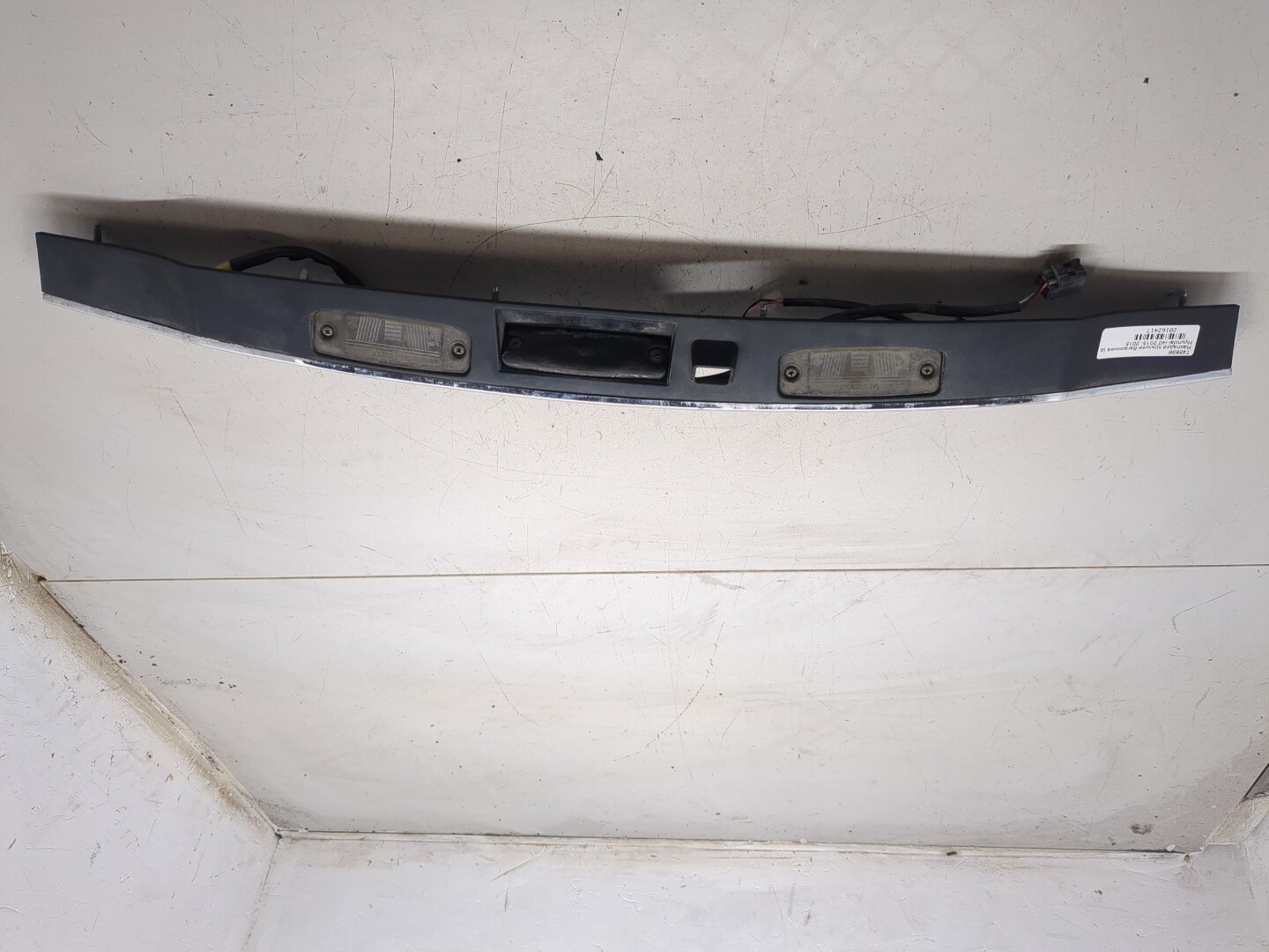 Фонарь подсветки номера