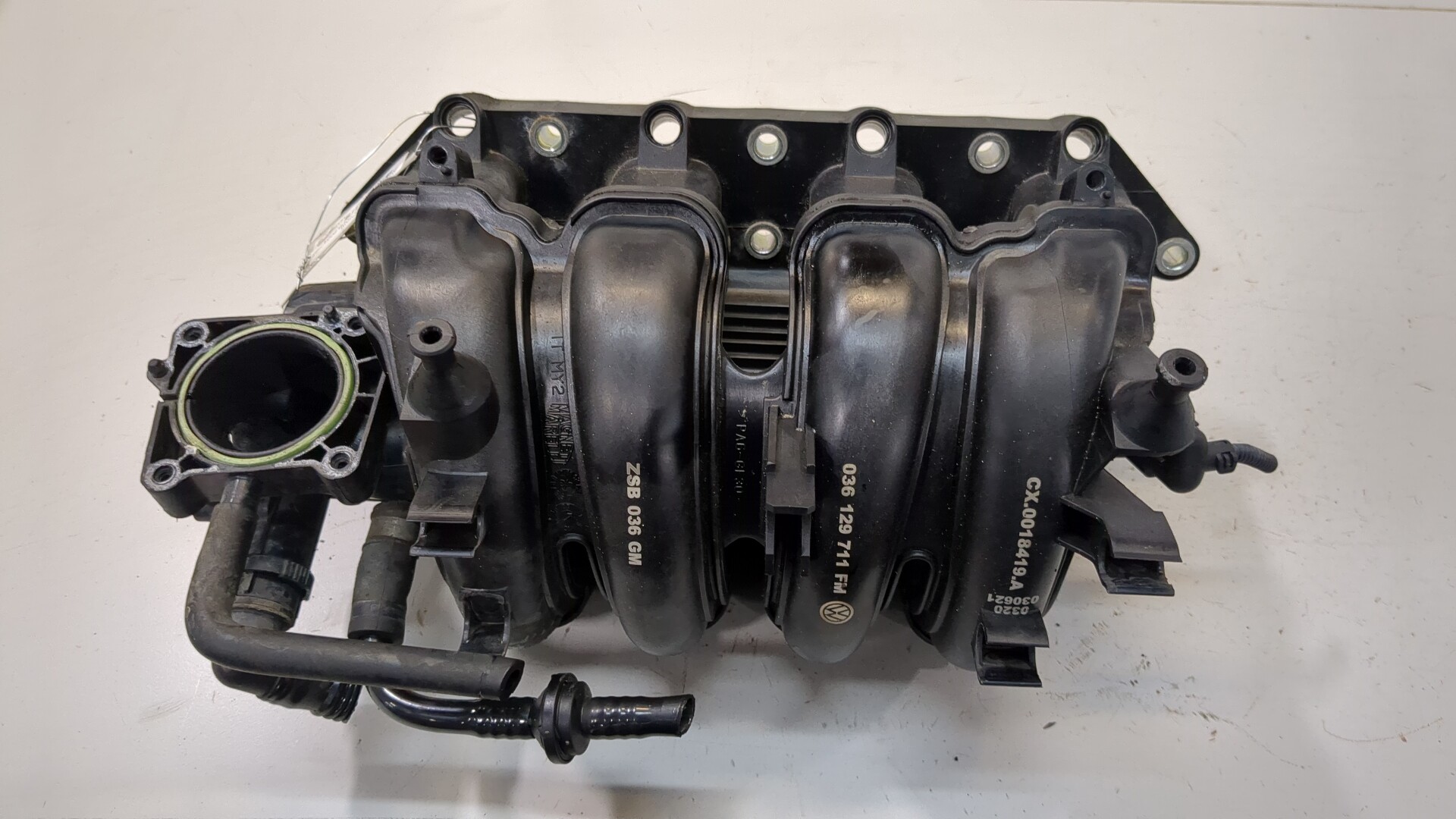 Коллектор впускной