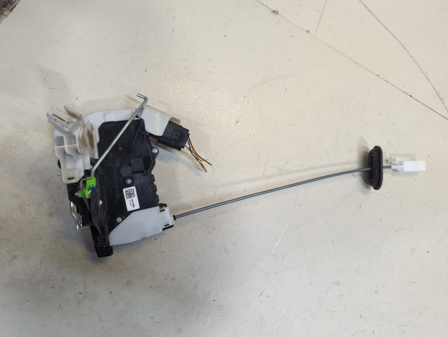 Замок двери задней правой