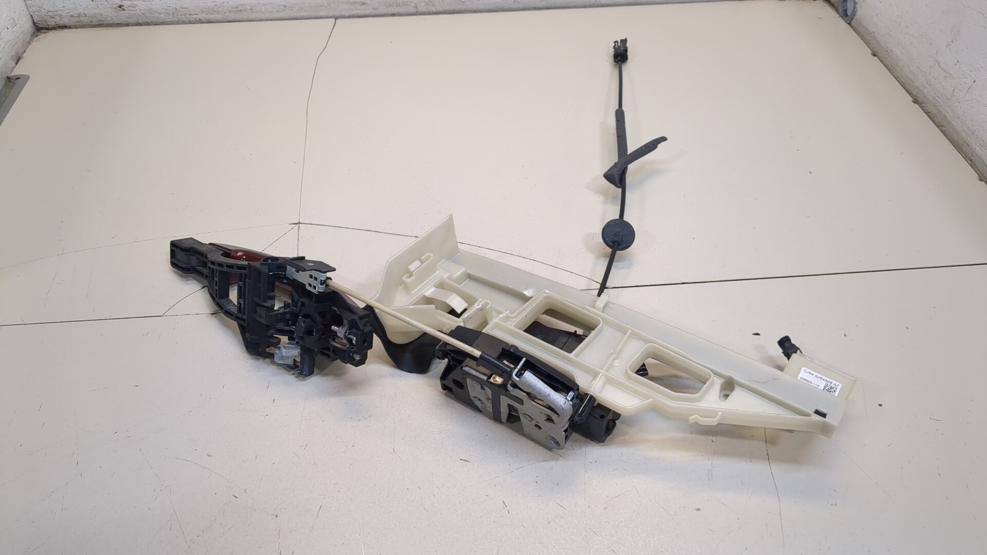 Замок двери задней правой