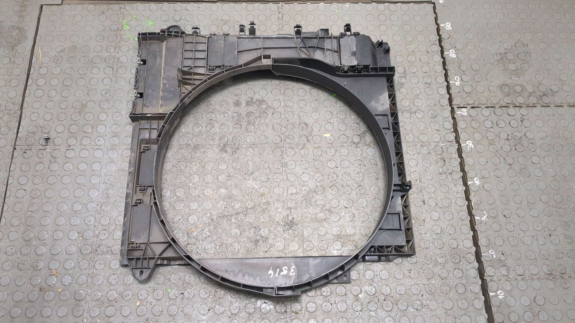 Диффузор вентилятора