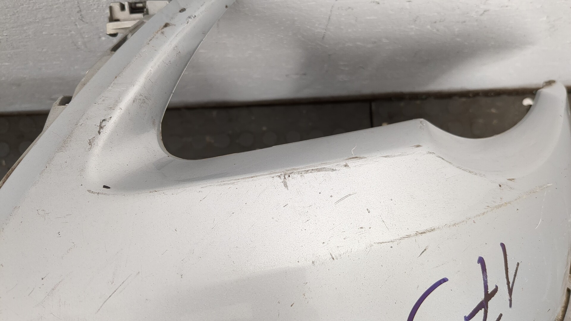 Бампер передний