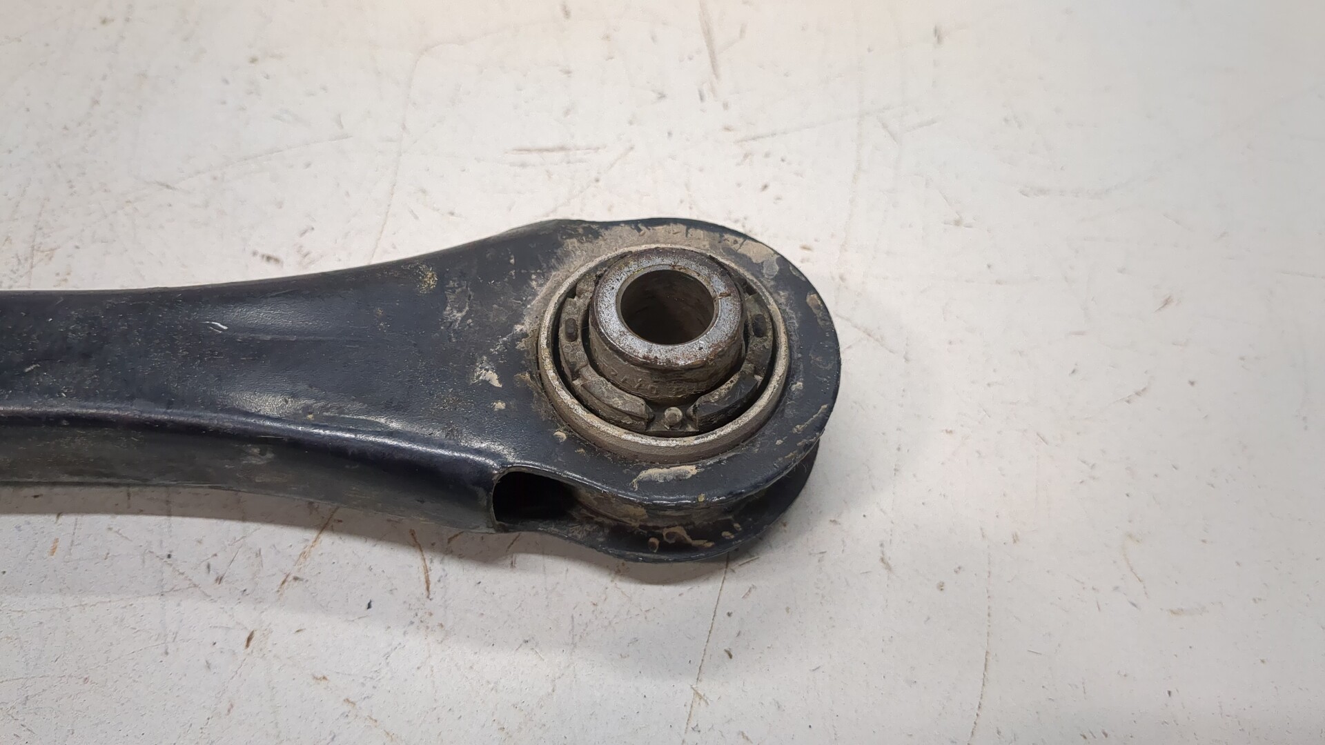 Рычаг задний