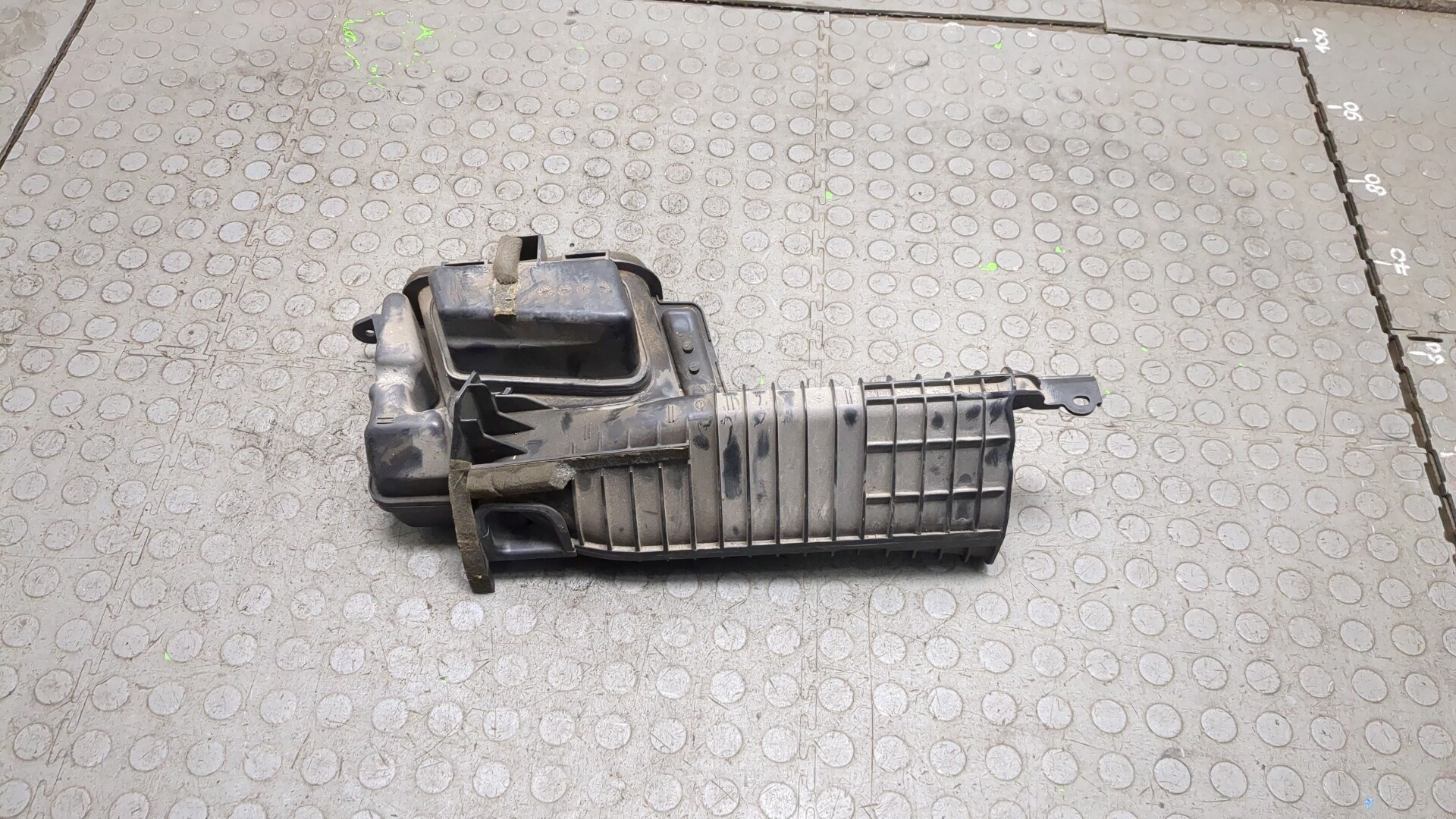 Воздухозаборник (внутри)