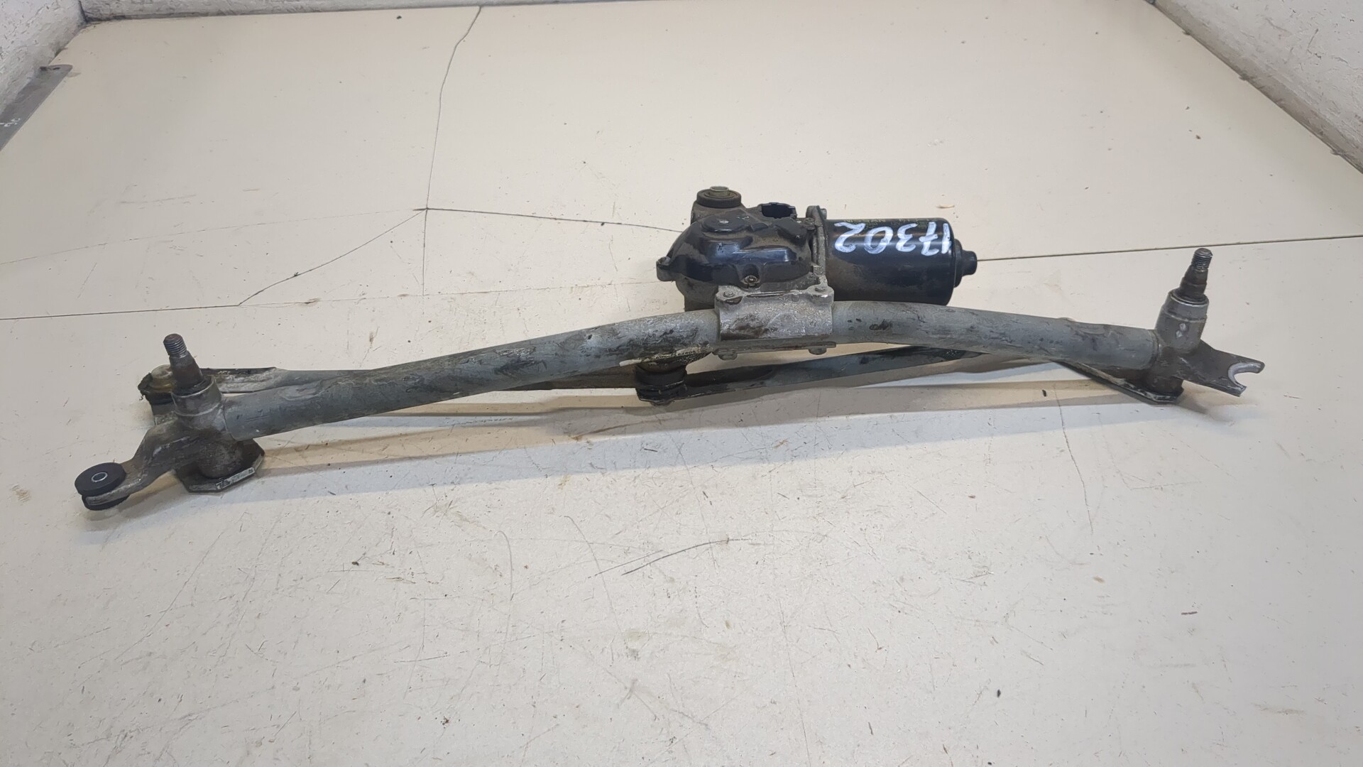 Трапеция стеклоочистителей