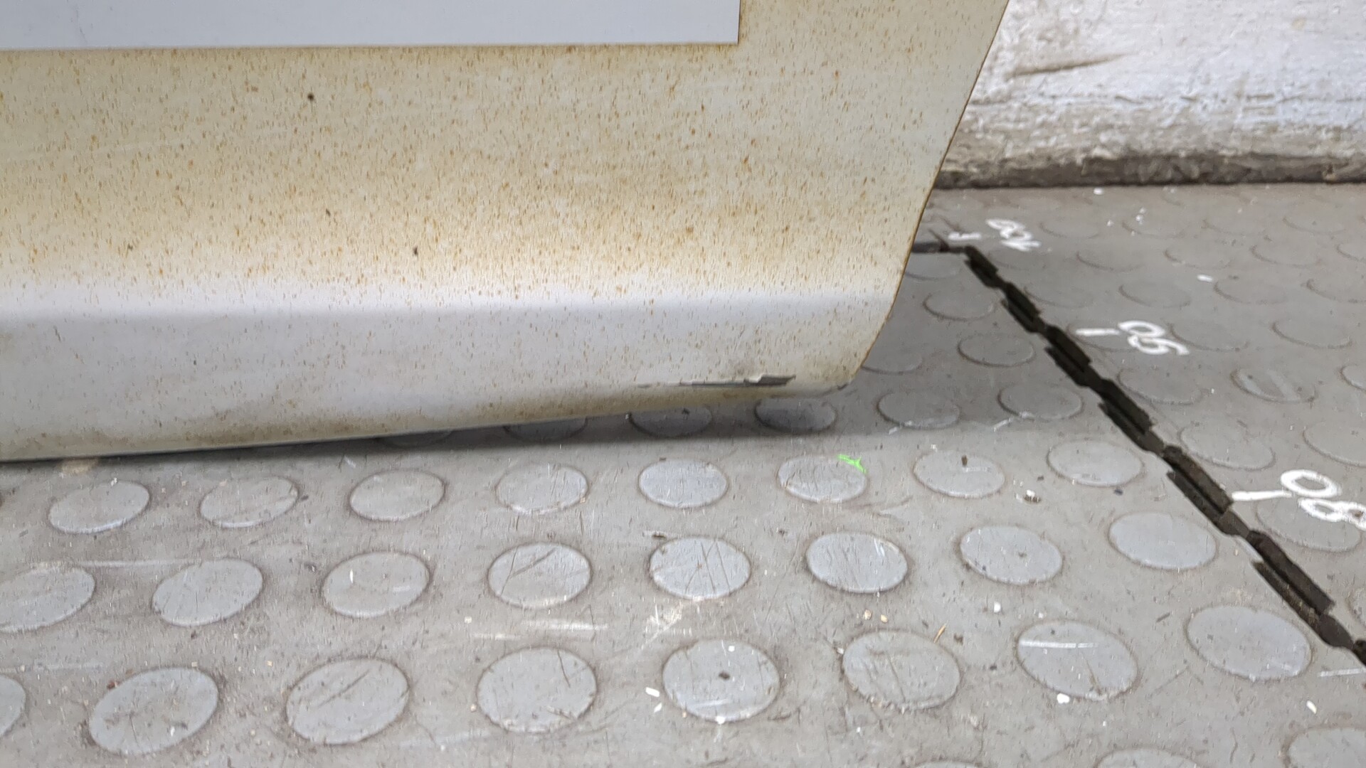 Дверь передняя правая