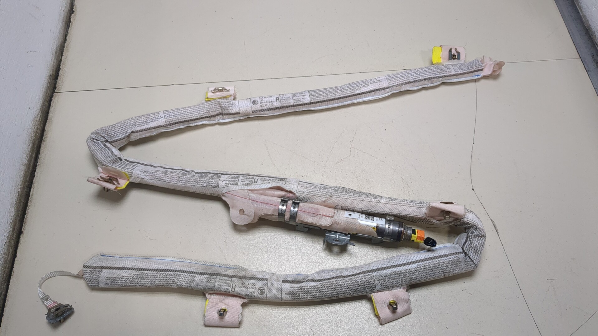 Подушка безопасности боковая (шторка)