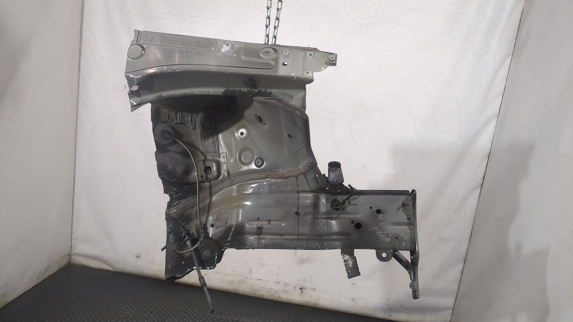 Лонжерон передний правый