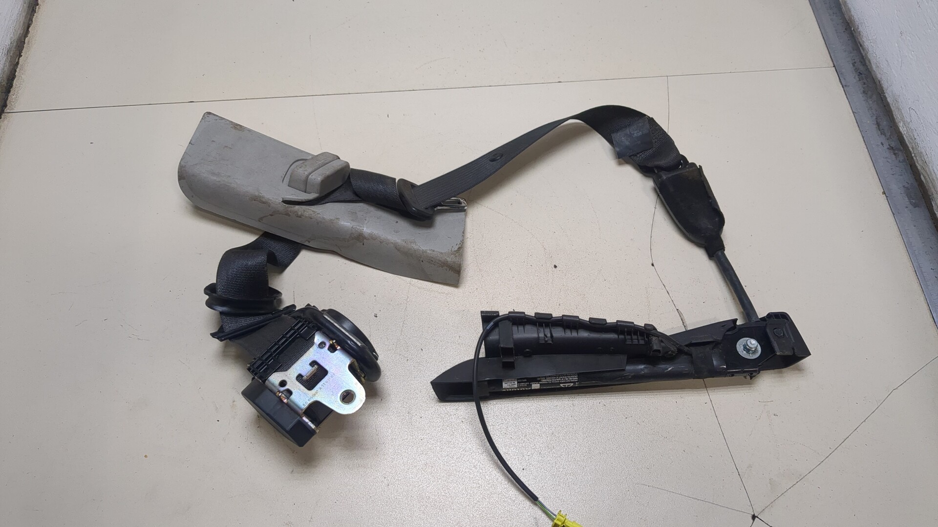 Ремень безопасности