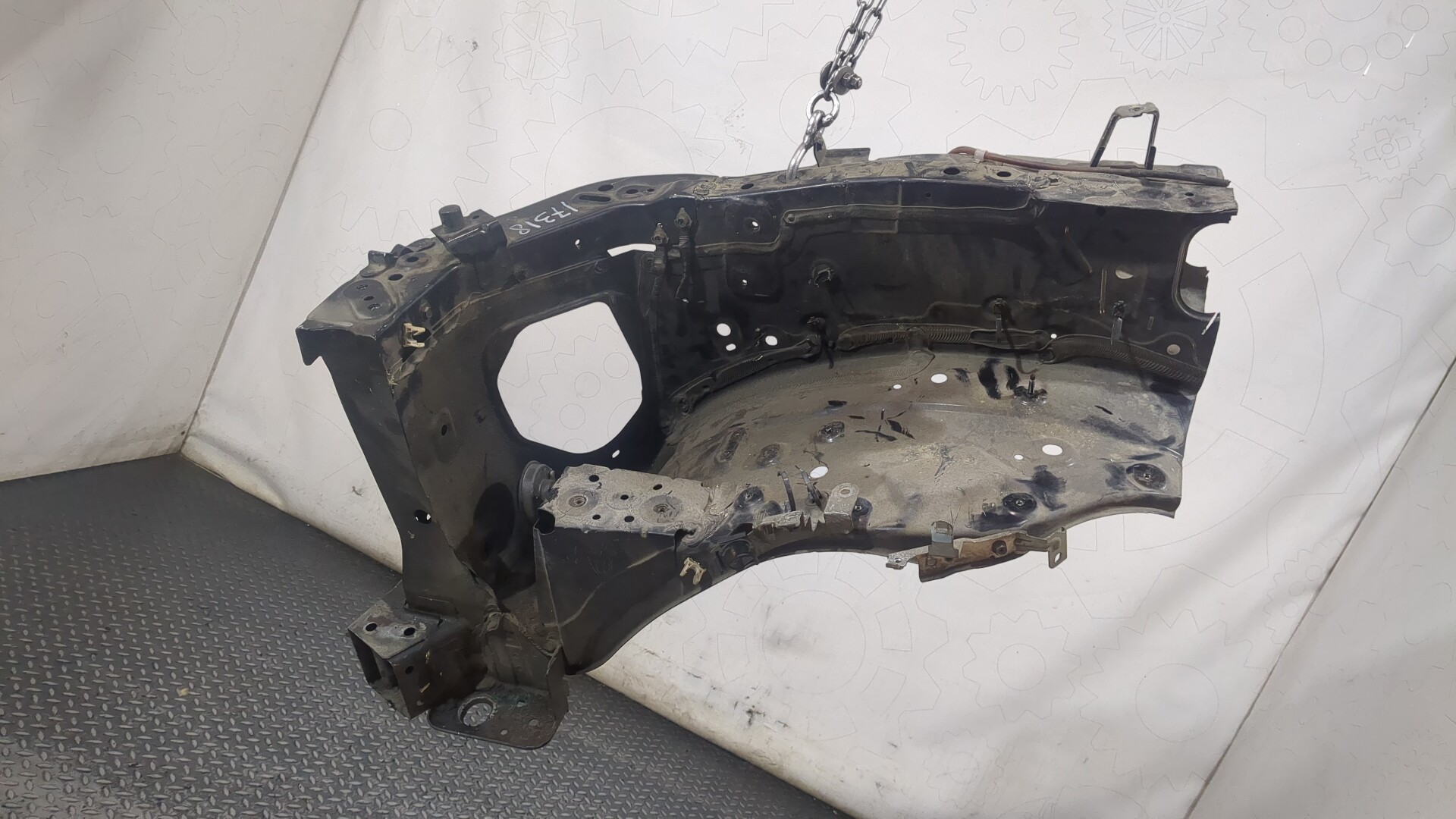 Лонжерон передний правый