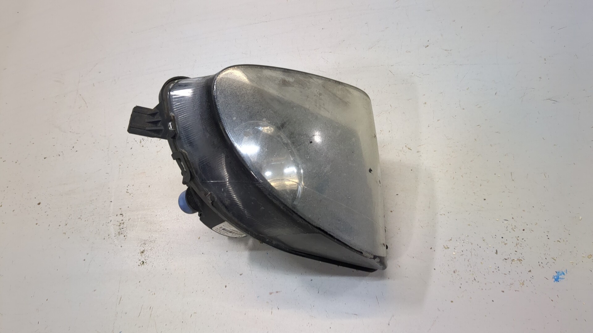 Фара противотуманная правая